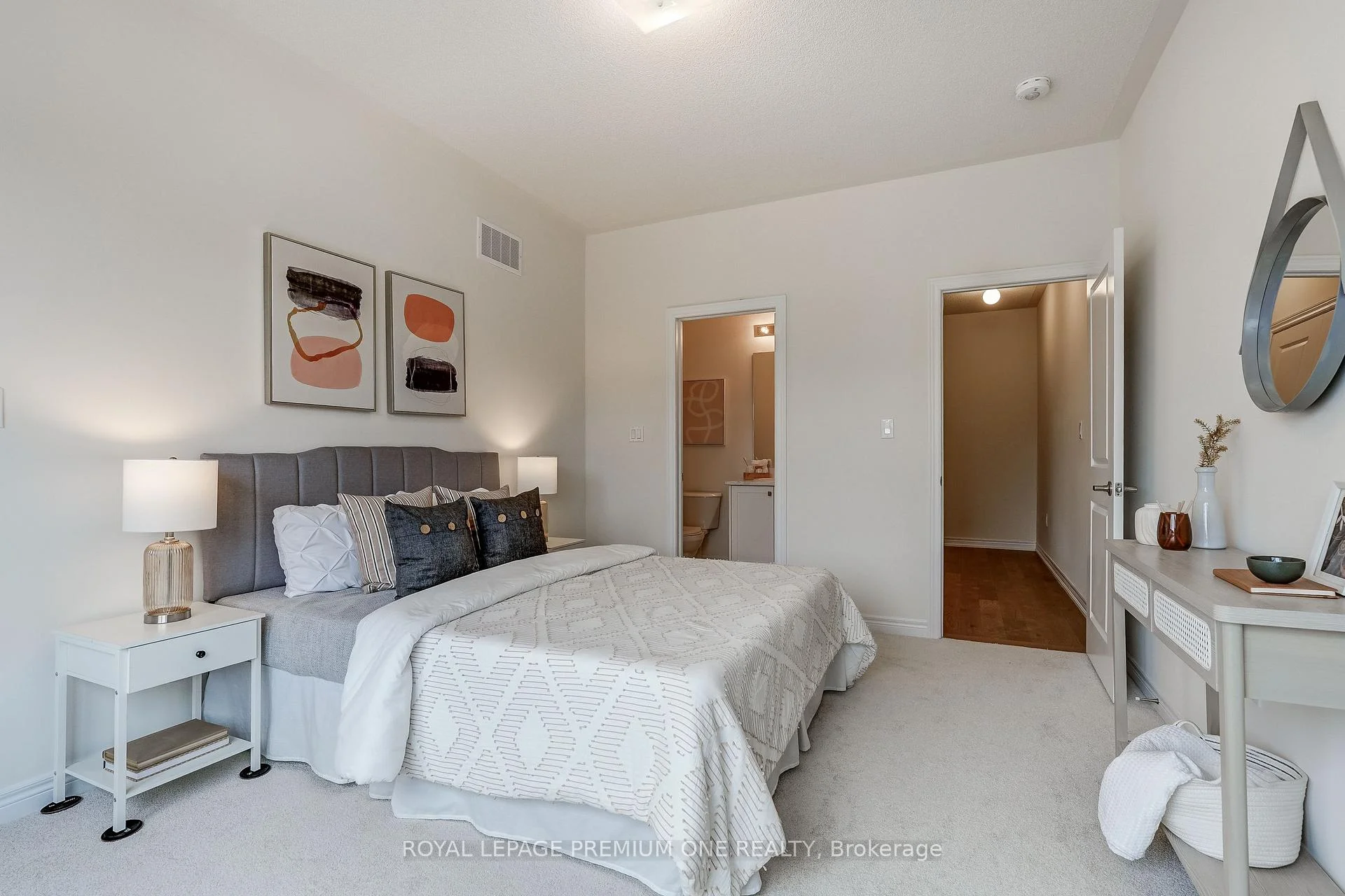 Photo 31 of 30 Vancise Street, Markham, Victoria Manor-Jennings Gate — HOMEH