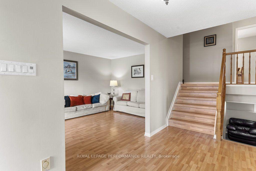 Photo 6 of 5529 Woodeden Drive, Ottawa, Manotick East to Manotick Station — HOMEH