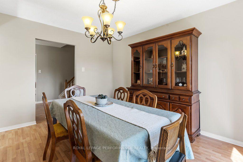 Photo 13 of 5529 Woodeden Drive, Ottawa, Manotick East to Manotick Station — HOMEH