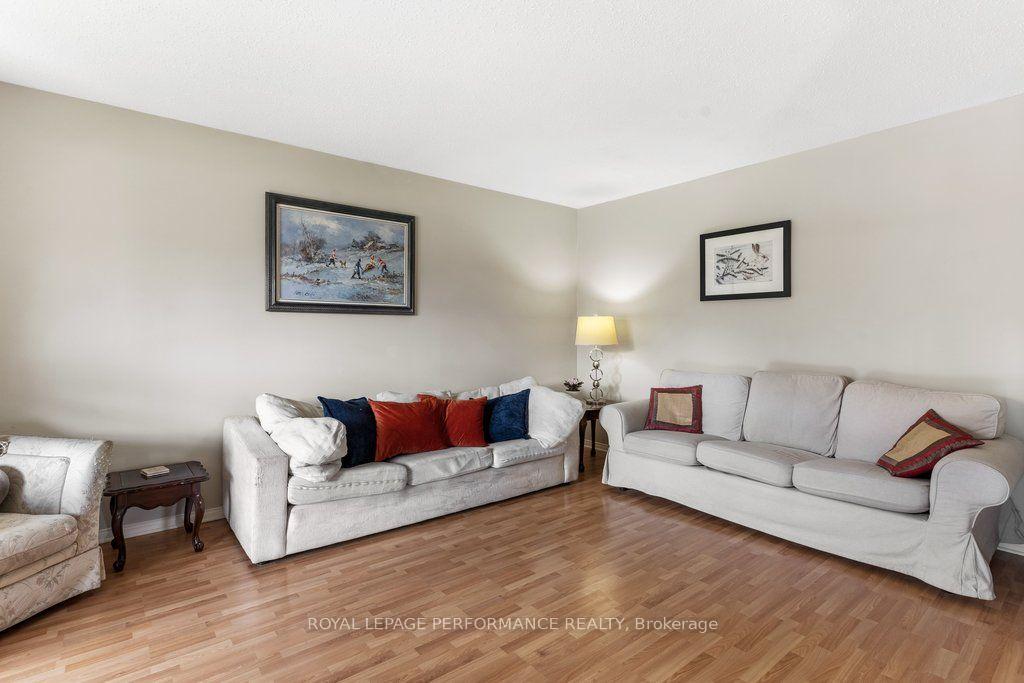 Photo 16 of 5529 Woodeden Drive, Ottawa, Manotick East to Manotick Station — HOMEH