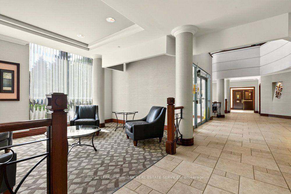 Photo 4 of Unit 403, 2565 Erin Centre Boulevard, Mississauga, Central Erin Mills — HOMEH