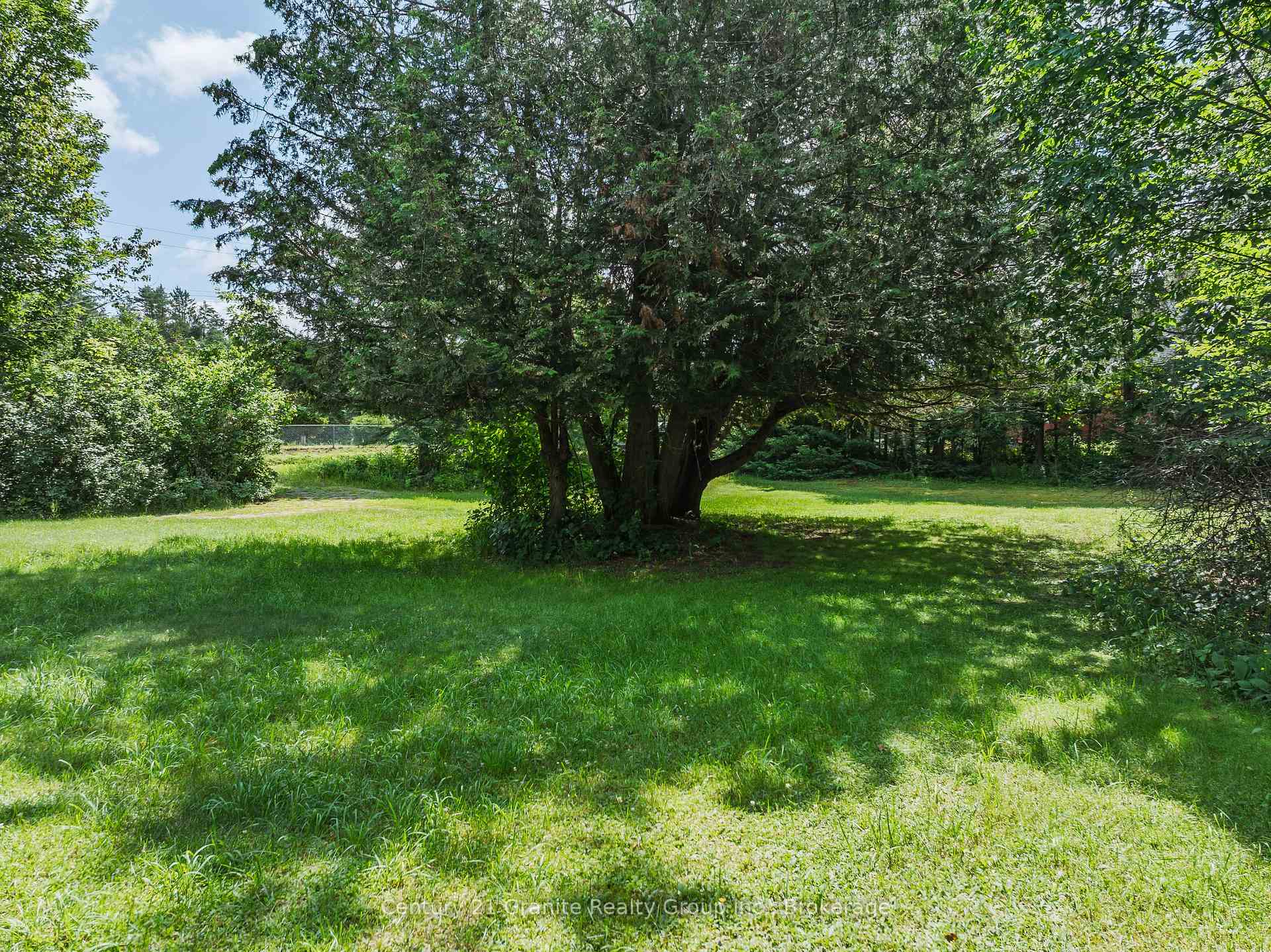 Photo 31 of 1745 Ingoldsby Road, Minden Hills, Minden — HOMEH