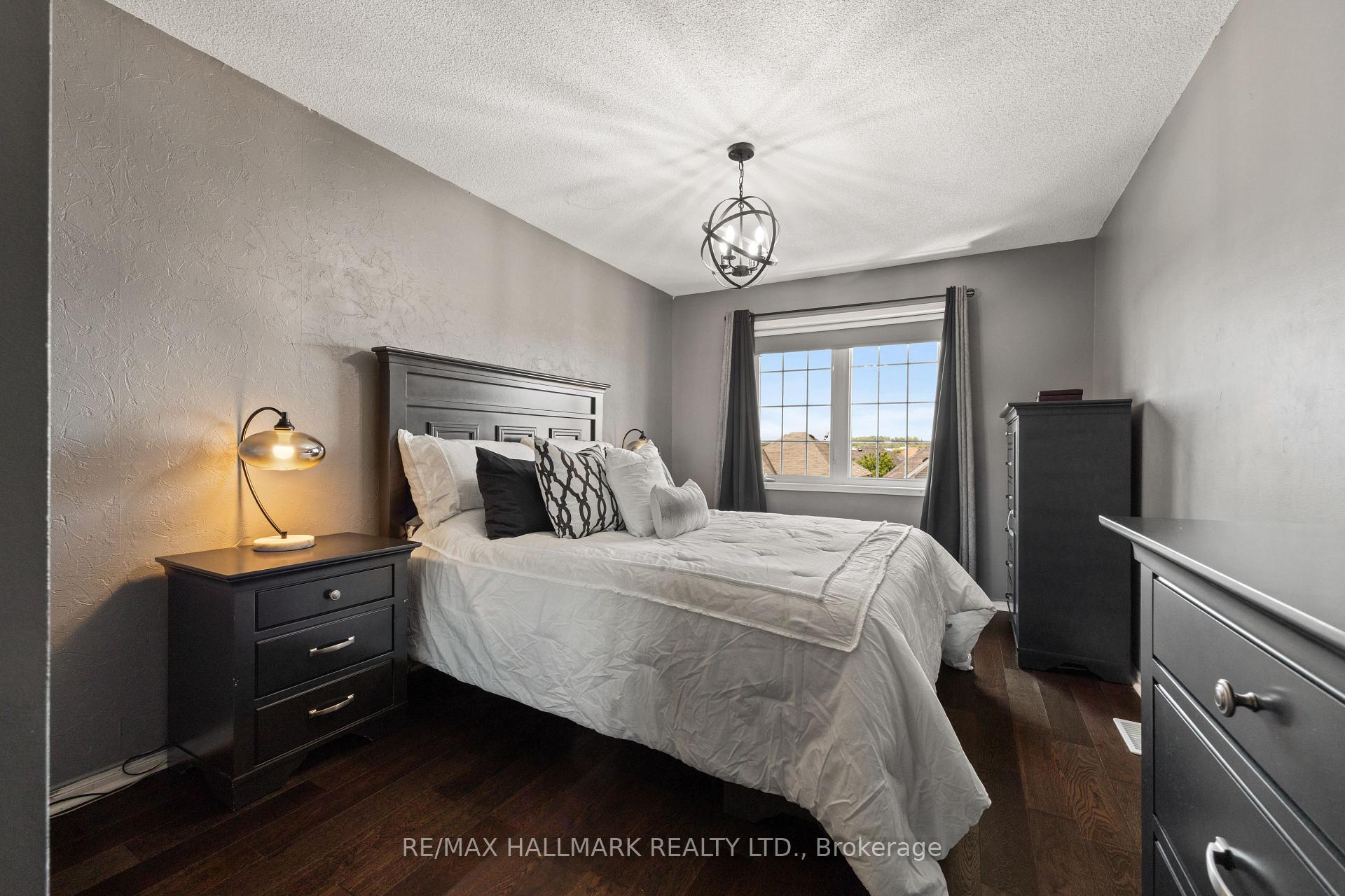 Photo 19 of 35 Chaston Road, Ajax, Central East — HOMEH