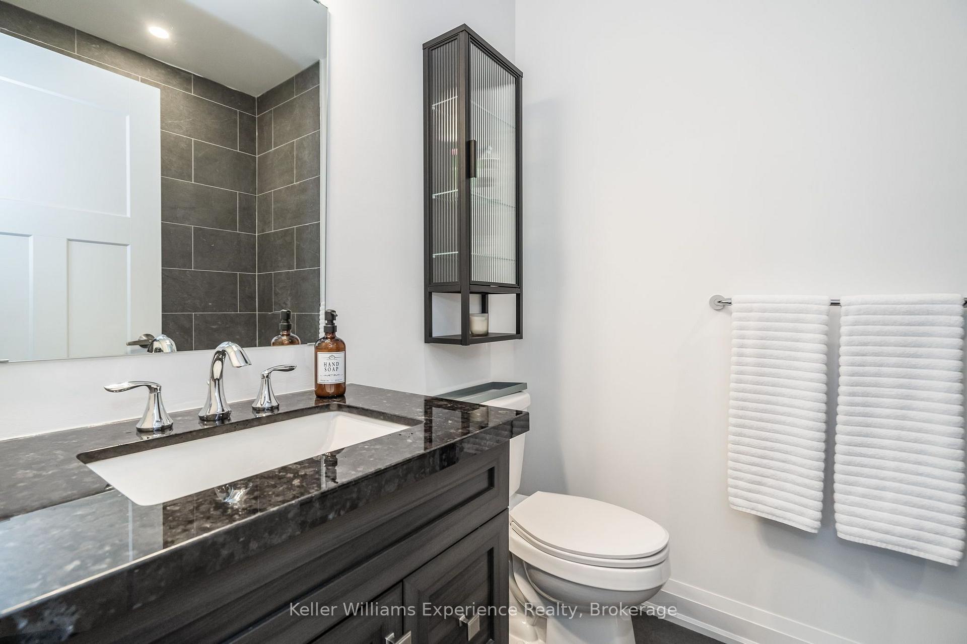 Photo 17 of 24 Danielle Crescent, Midland — HOMEH