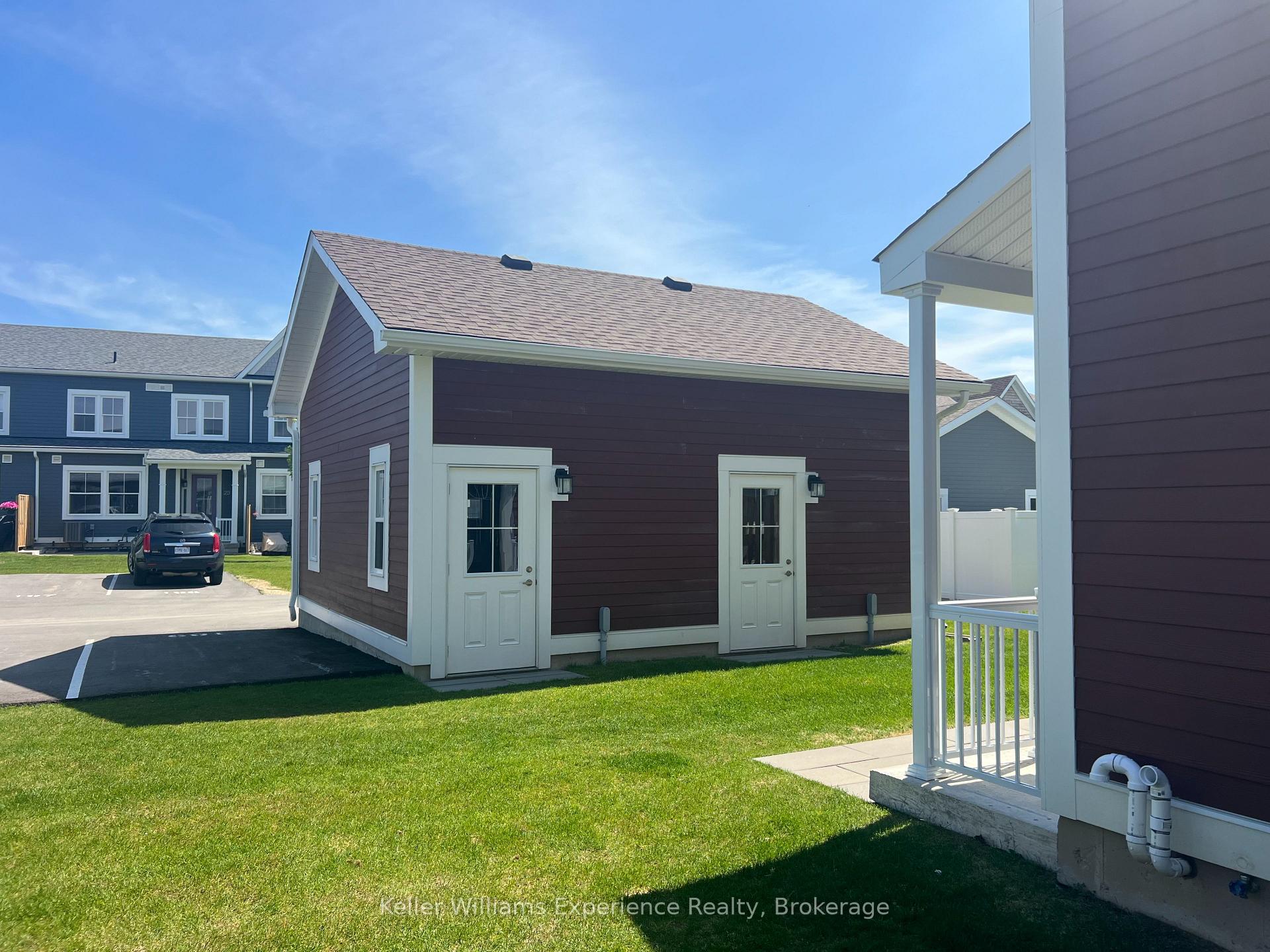 Photo 21 of 24 Danielle Crescent, Midland — HOMEH