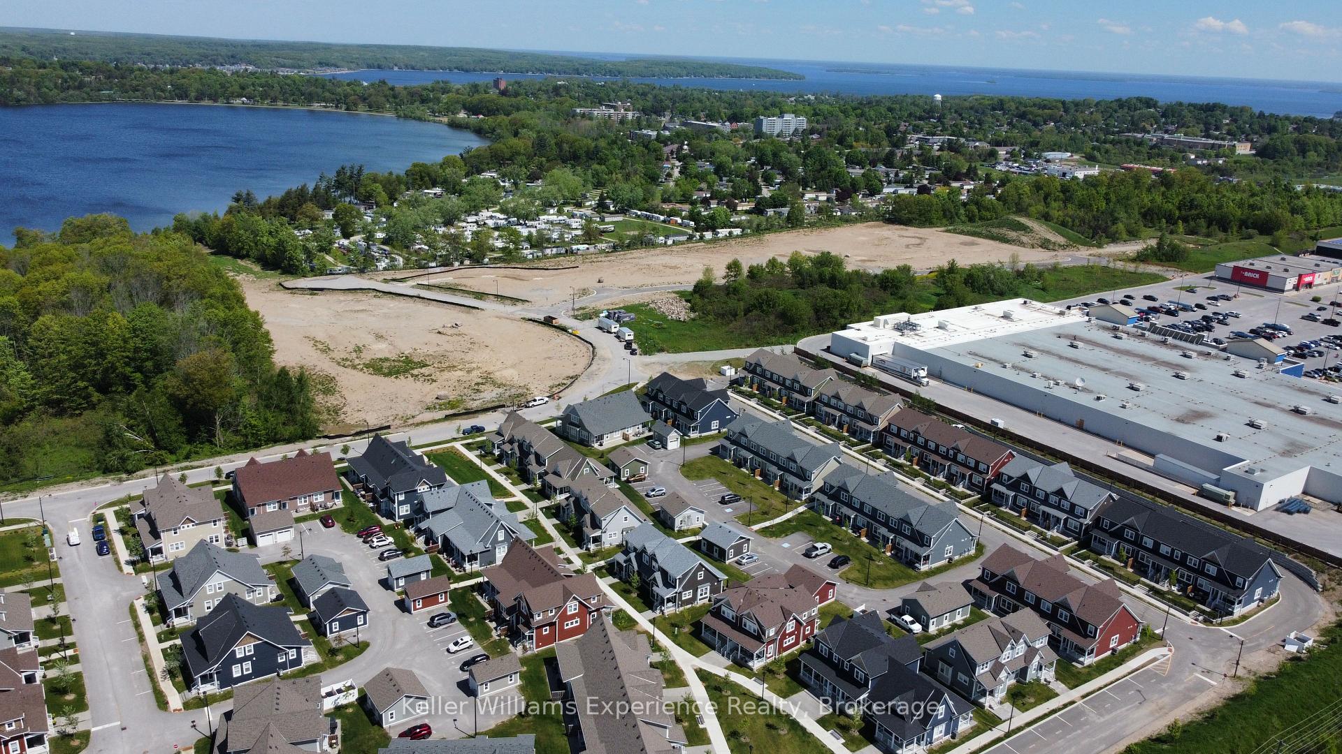 Photo 22 of 24 Danielle Crescent, Midland — HOMEH