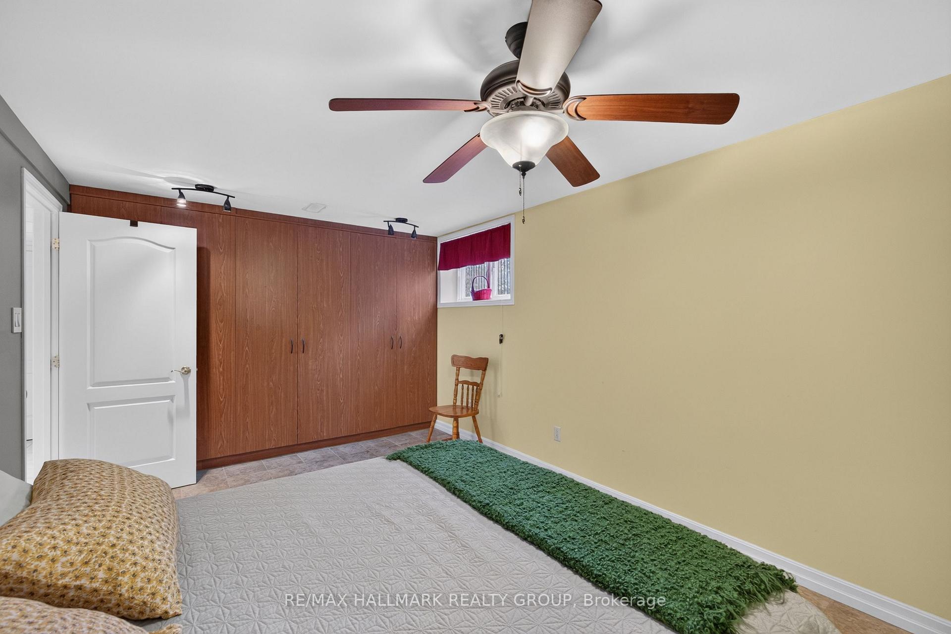 Photo 32 of 1100 Bathgate Drive, Ottawa, Carson Grove — HOMEH