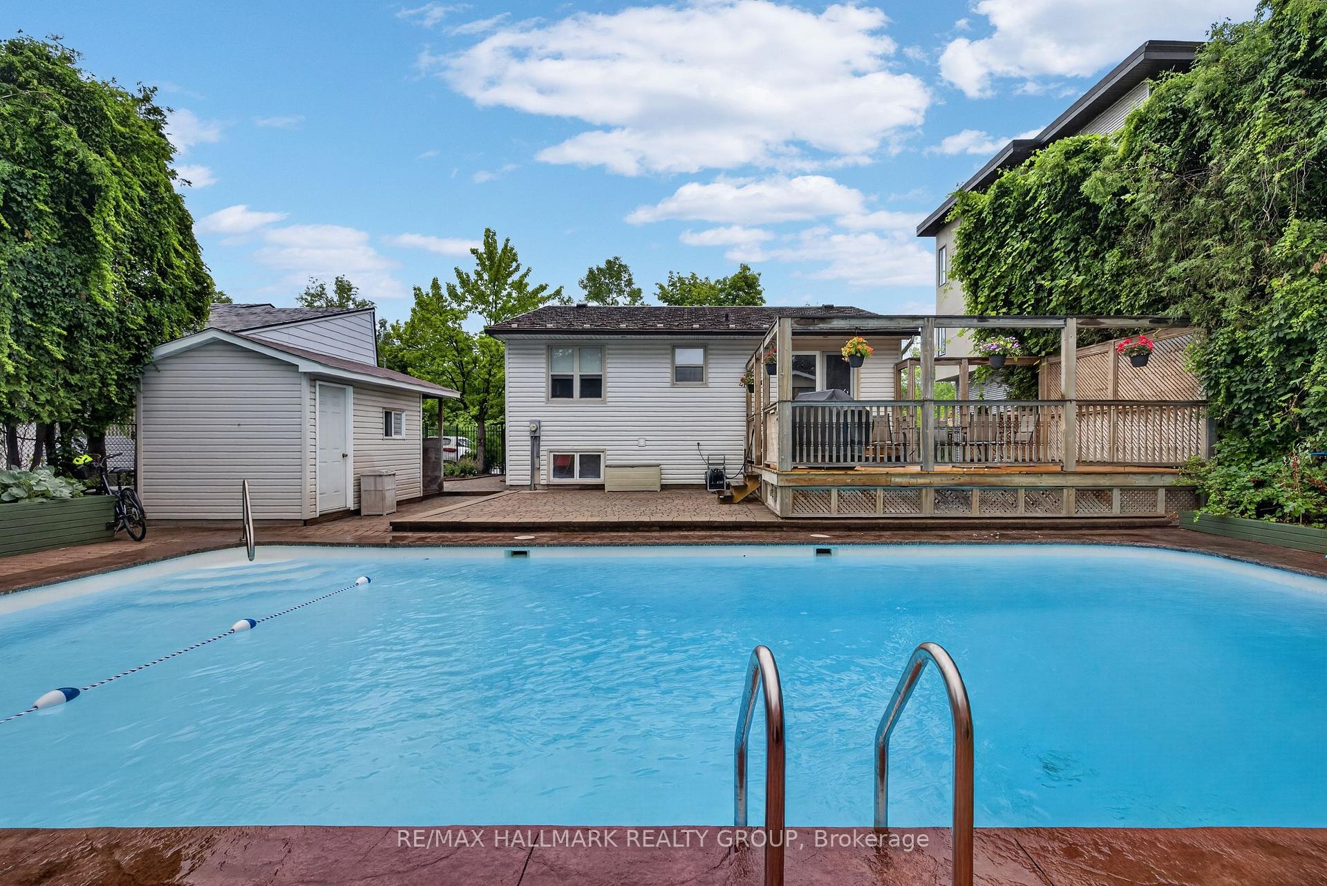 Photo 40 of 1100 Bathgate Drive, Ottawa, Carson Grove — HOMEH