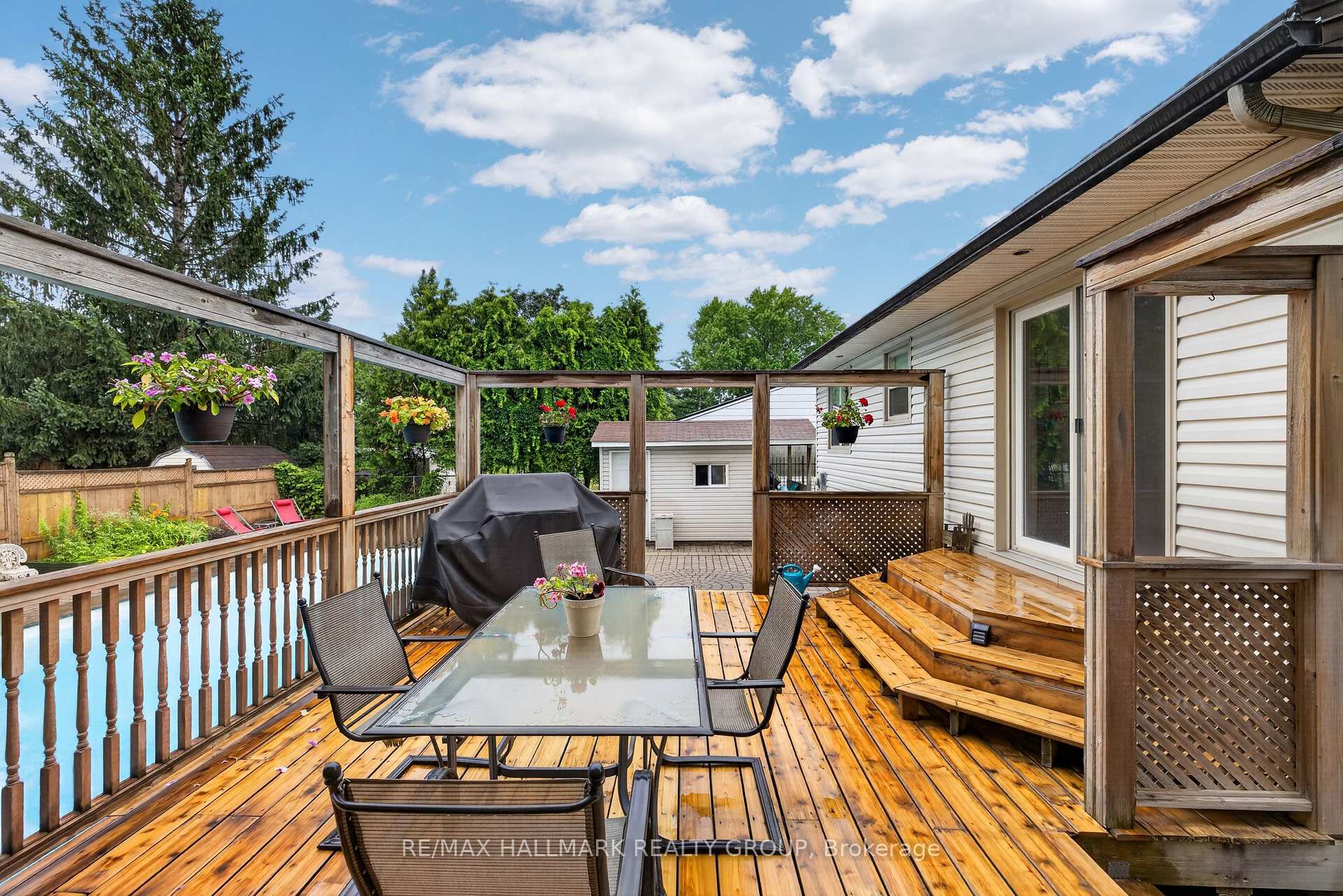 Photo 43 of 1100 Bathgate Drive, Ottawa, Carson Grove — HOMEH