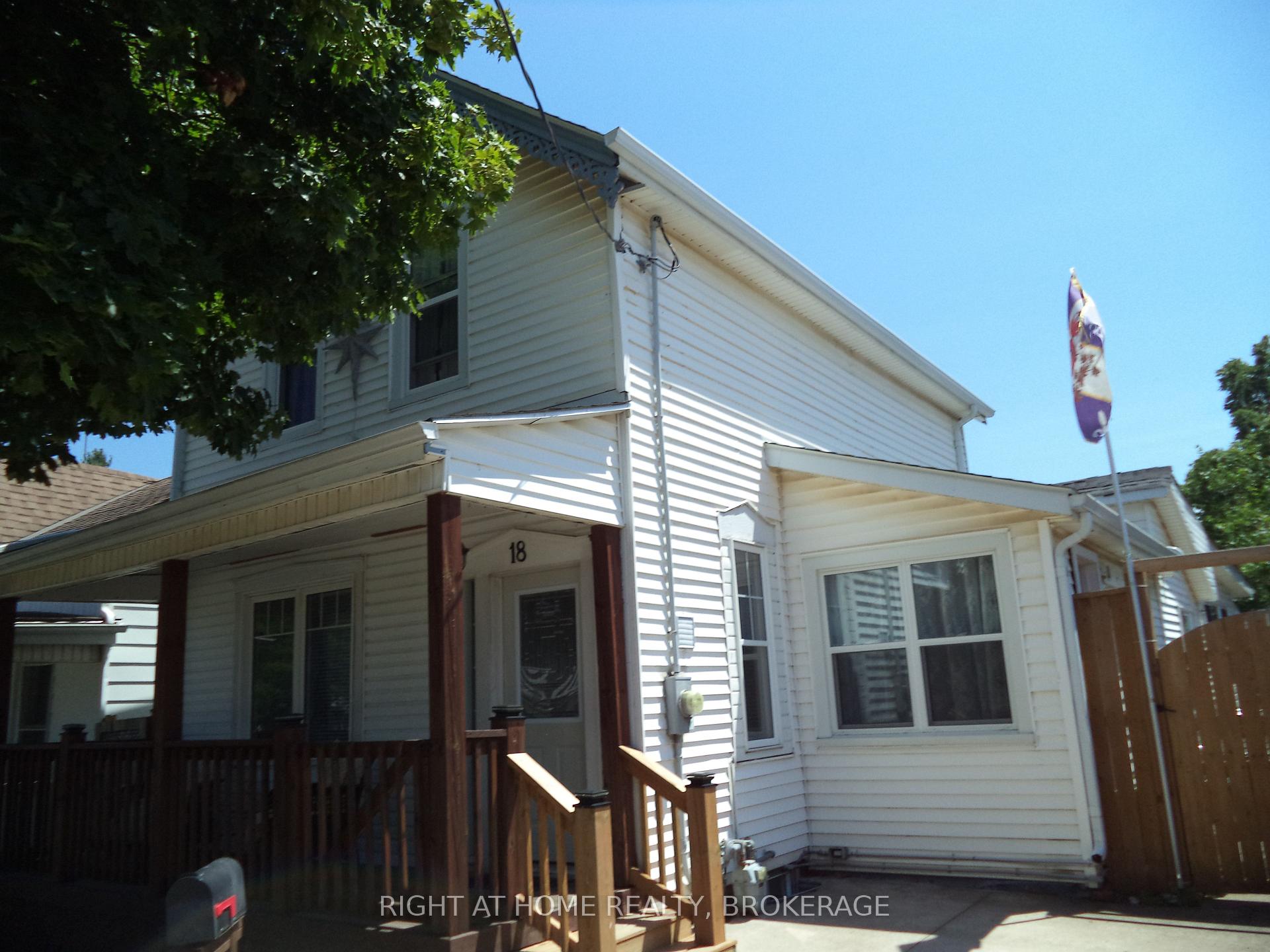 Photo 2 of 18 Almond Street, St. Catharines, Secord Woods — HOMEH