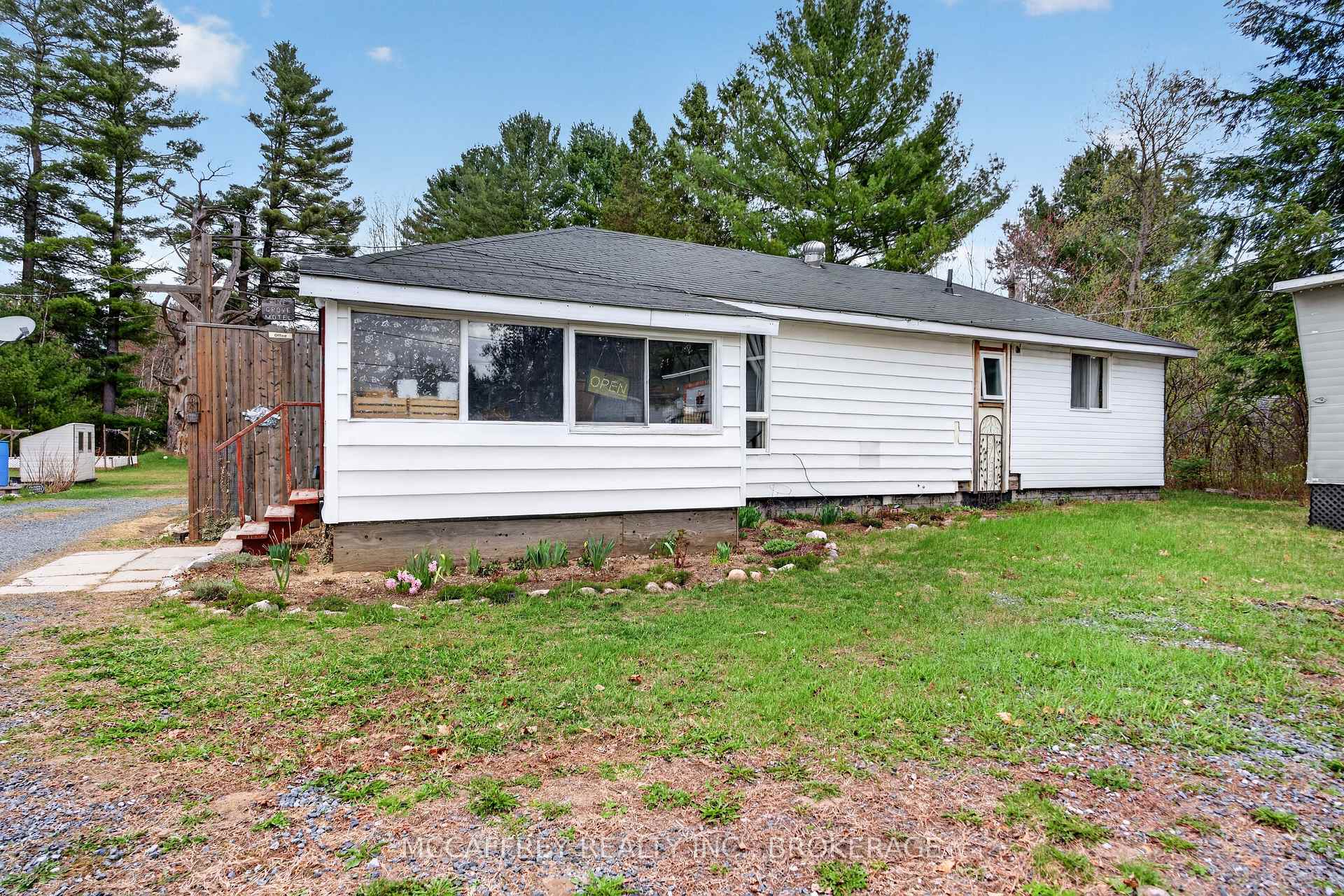Photo 2 of 12335 Highway 41, Addington Highlands — HOMEH
