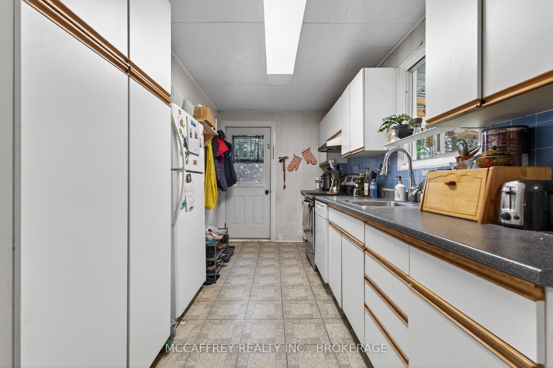 Photo 6 of 12335 Highway 41, Addington Highlands — HOMEH