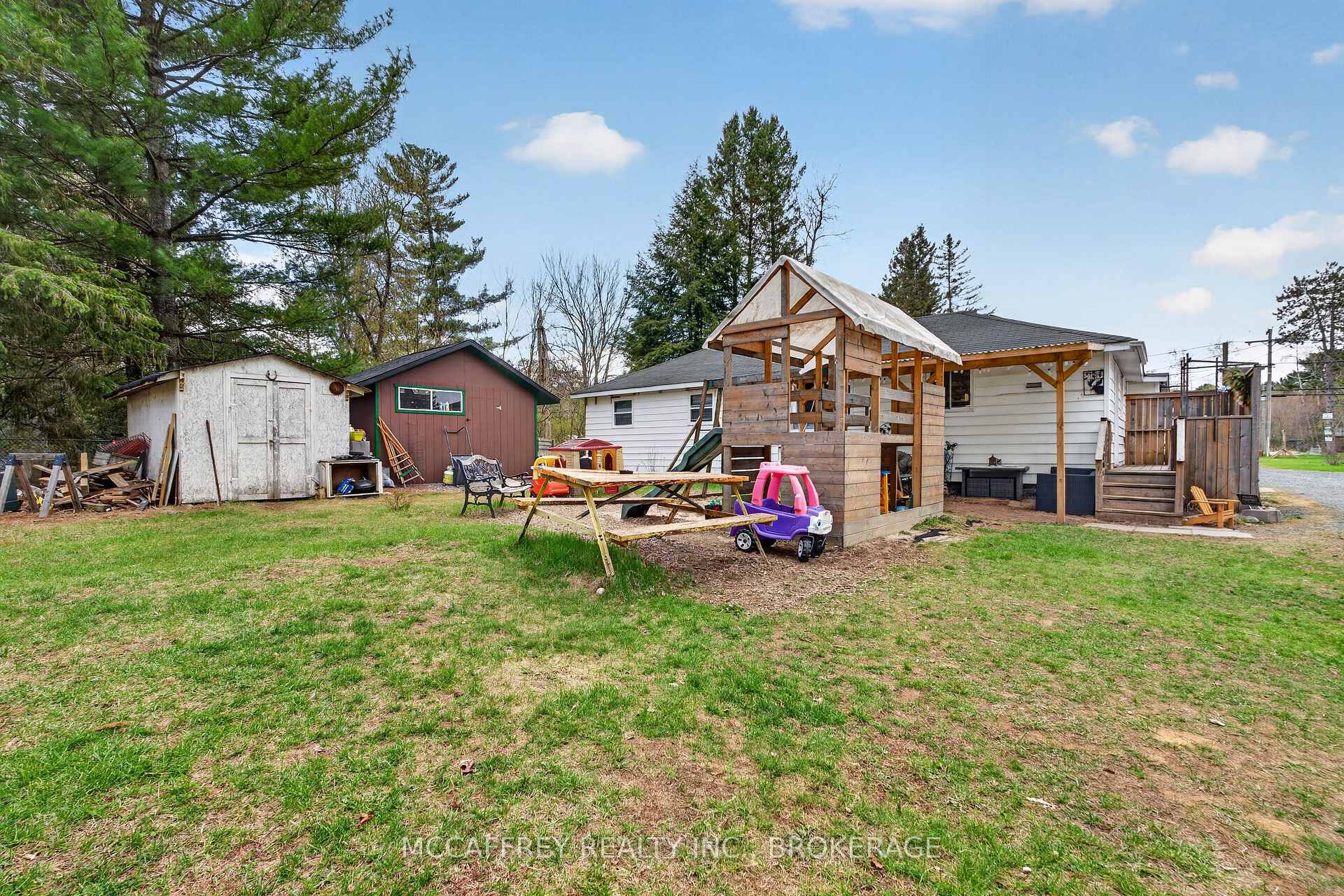 Photo 26 of 12335 Highway 41, Addington Highlands — HOMEH