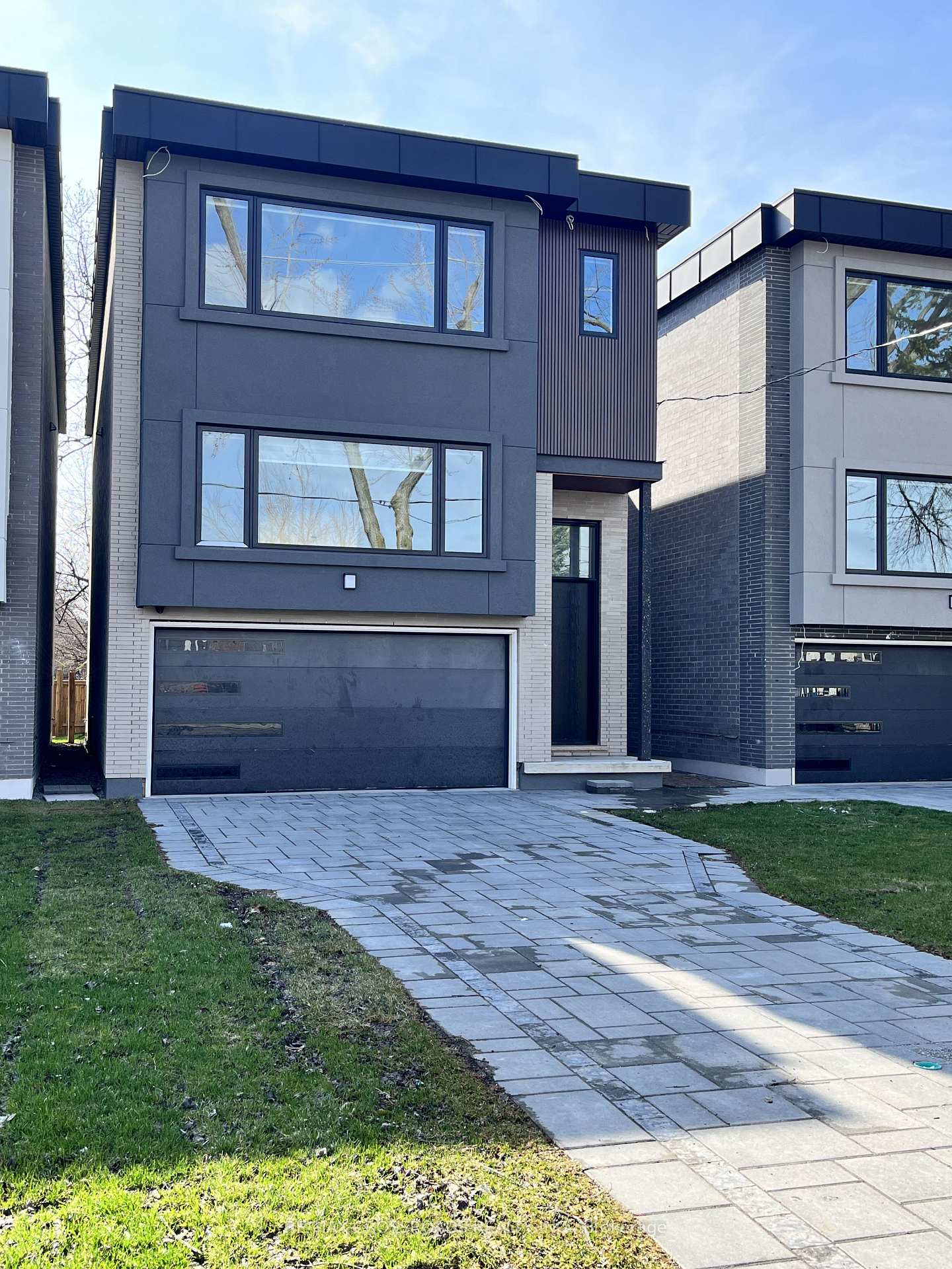 Front of 790 B Midland Avenue