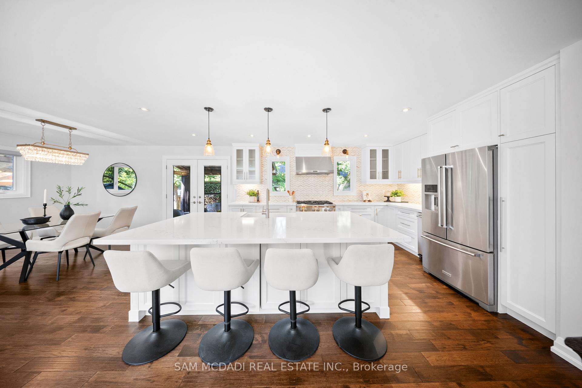 Photo 6 of 1171 Birchview Drive, Mississauga, Lorne Park — HOMEH