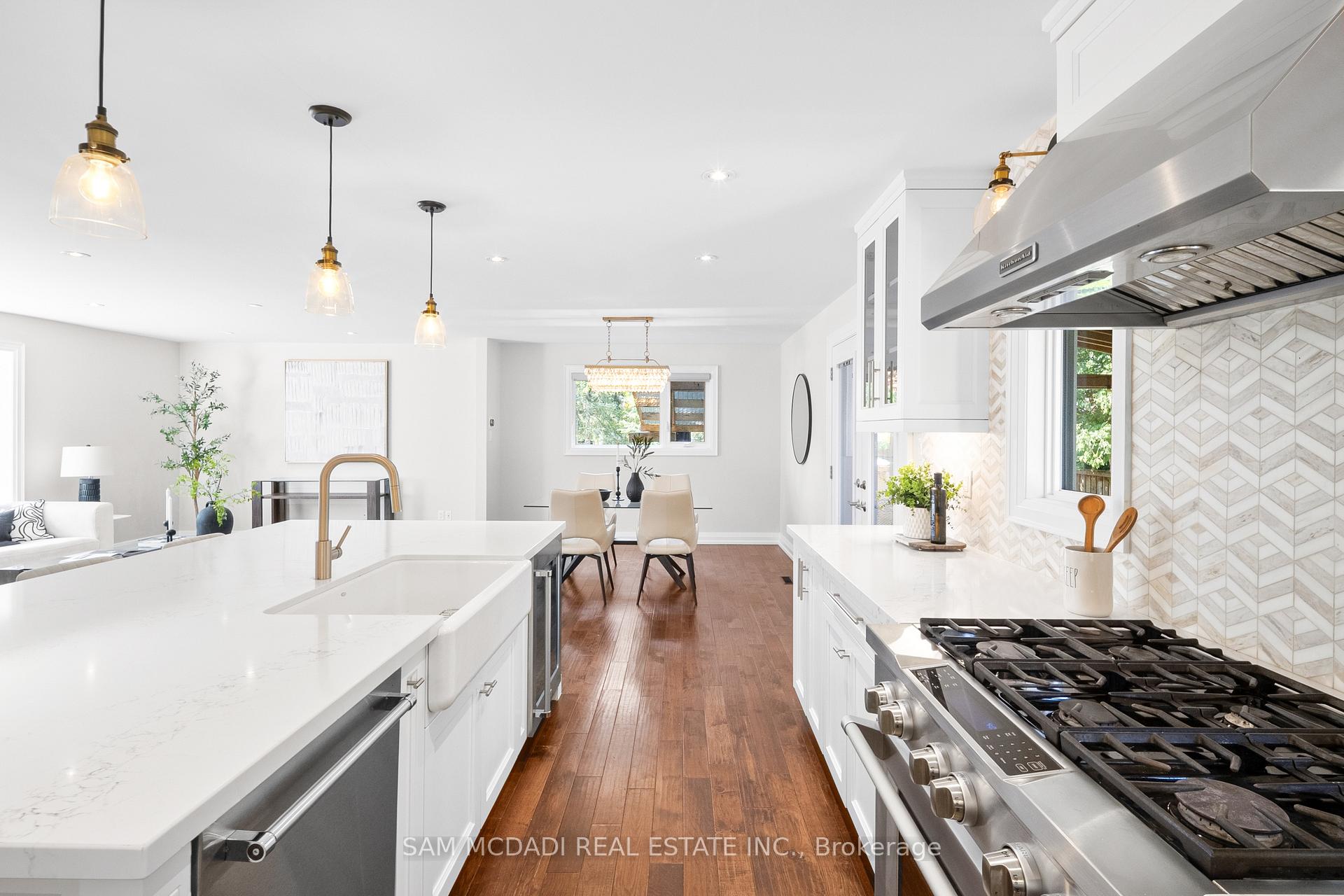 Photo 9 of 1171 Birchview Drive, Mississauga, Lorne Park — HOMEH