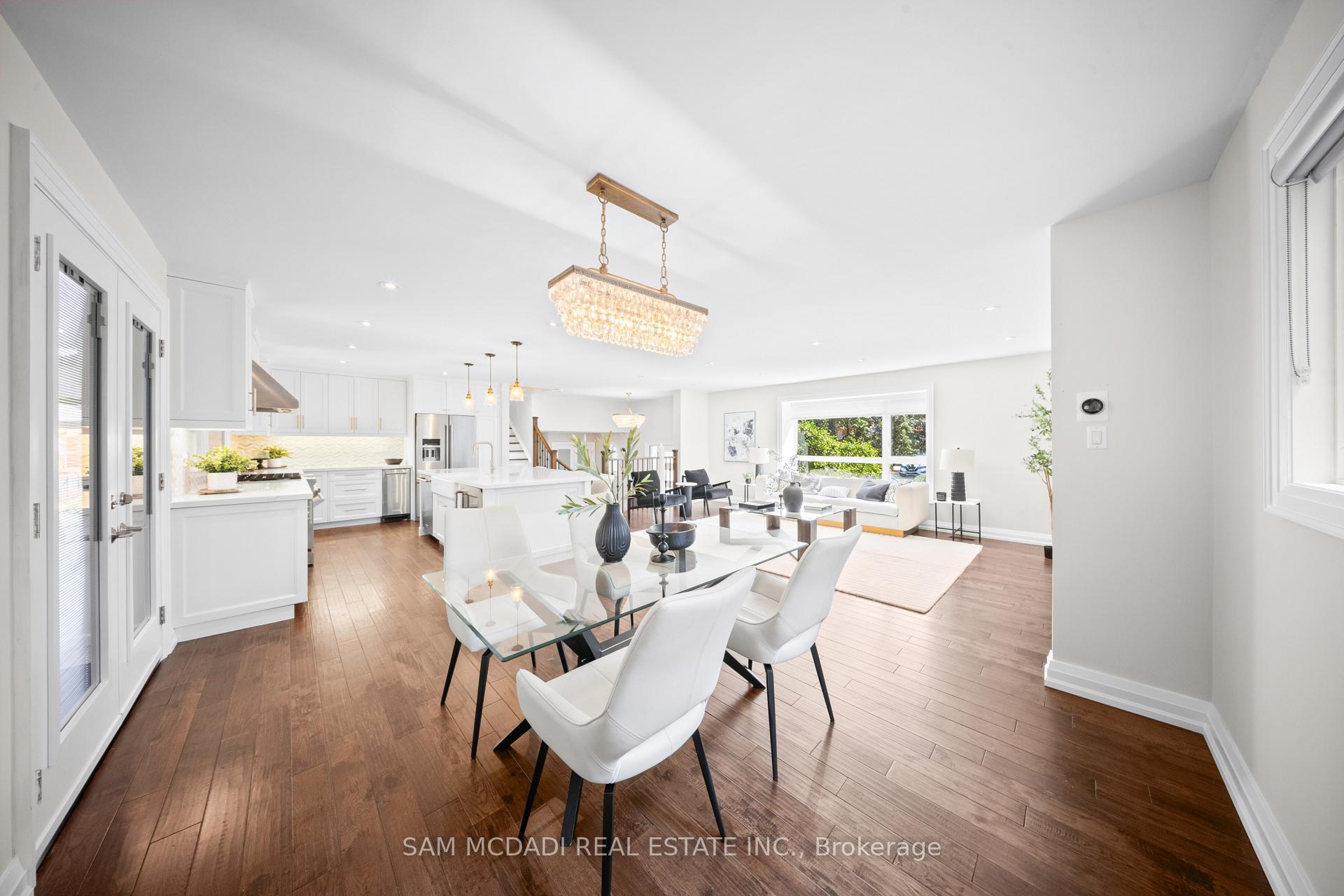 Photo 13 of 1171 Birchview Drive, Mississauga, Lorne Park — HOMEH