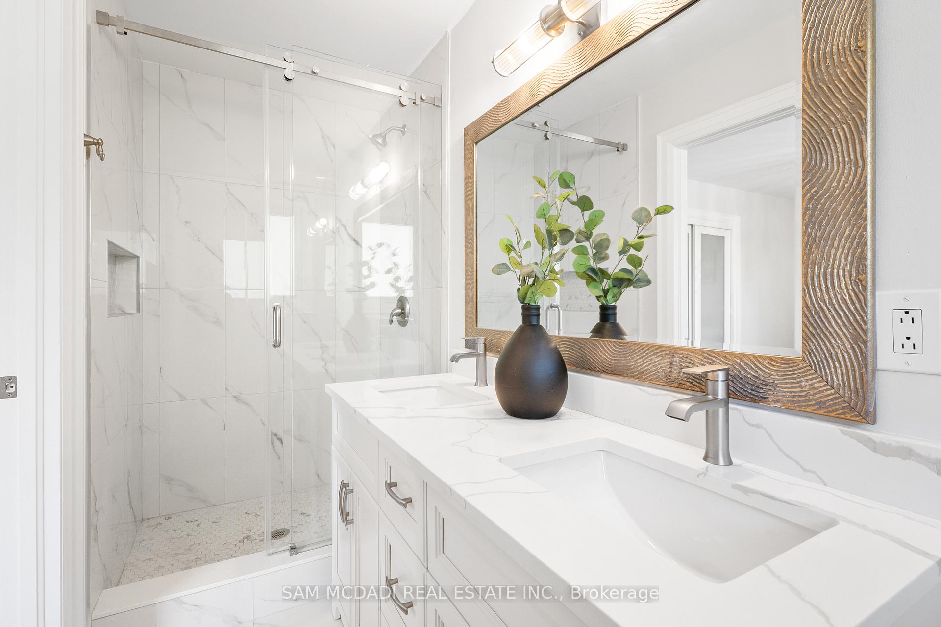 Photo 23 of 1171 Birchview Drive, Mississauga, Lorne Park — HOMEH