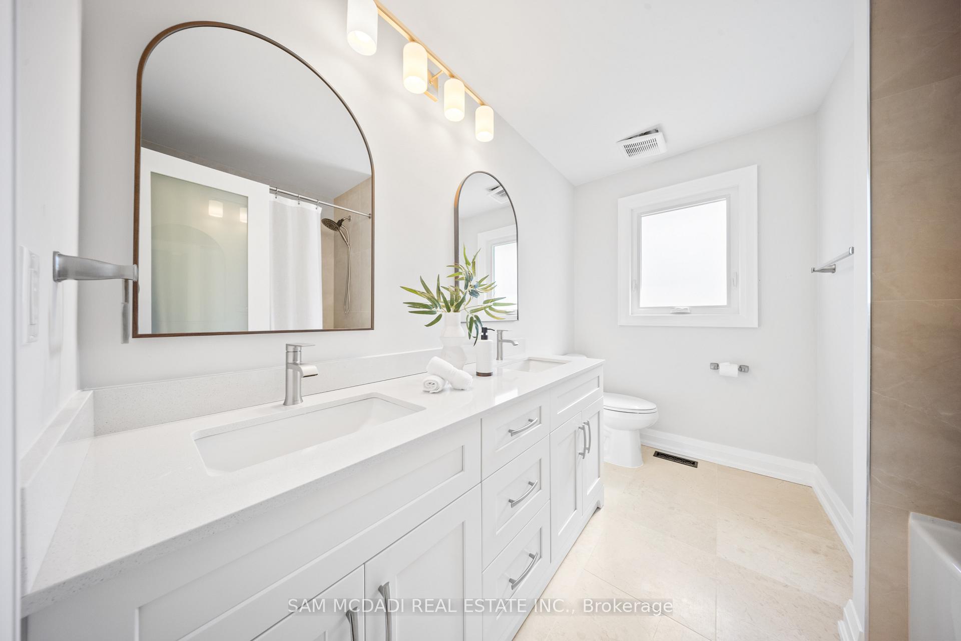 Photo 26 of 1171 Birchview Drive, Mississauga, Lorne Park — HOMEH
