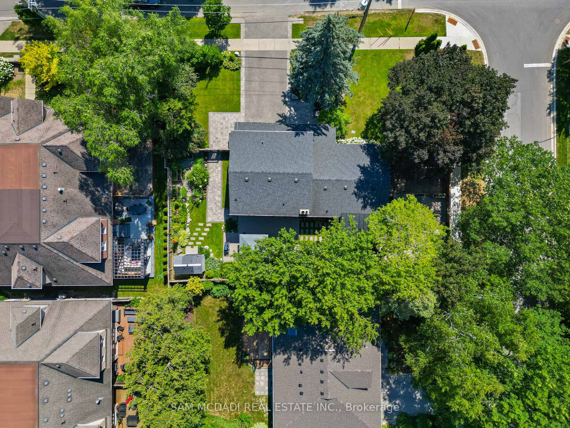 Photo 48 of 1171 Birchview Drive, Mississauga, Lorne Park — HOMEH