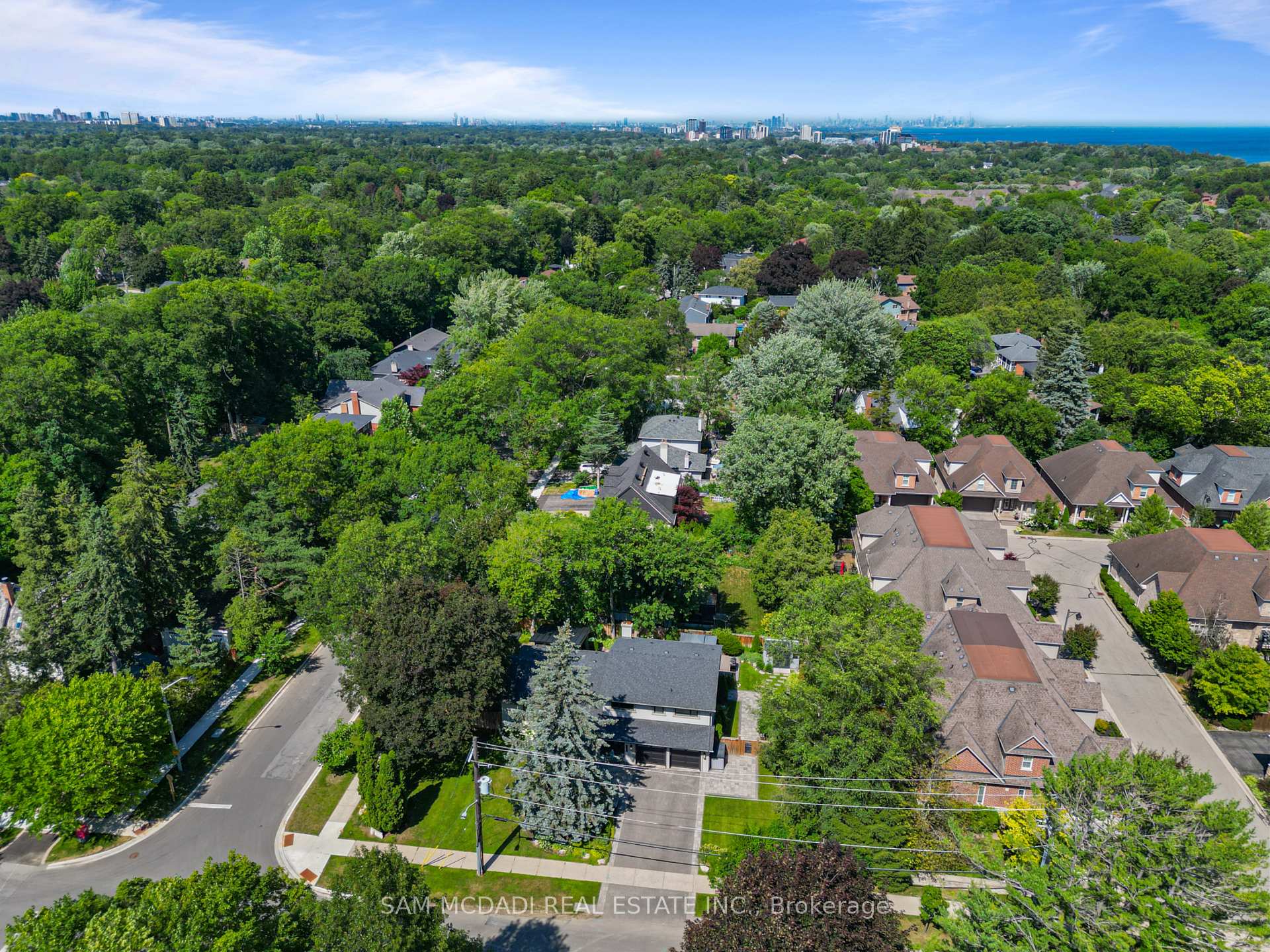 Photo 49 of 1171 Birchview Drive, Mississauga, Lorne Park — HOMEH