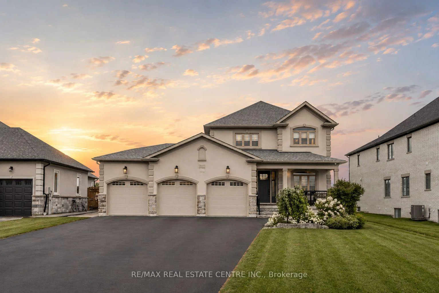 Front of 303 Sunnybrae Avenue