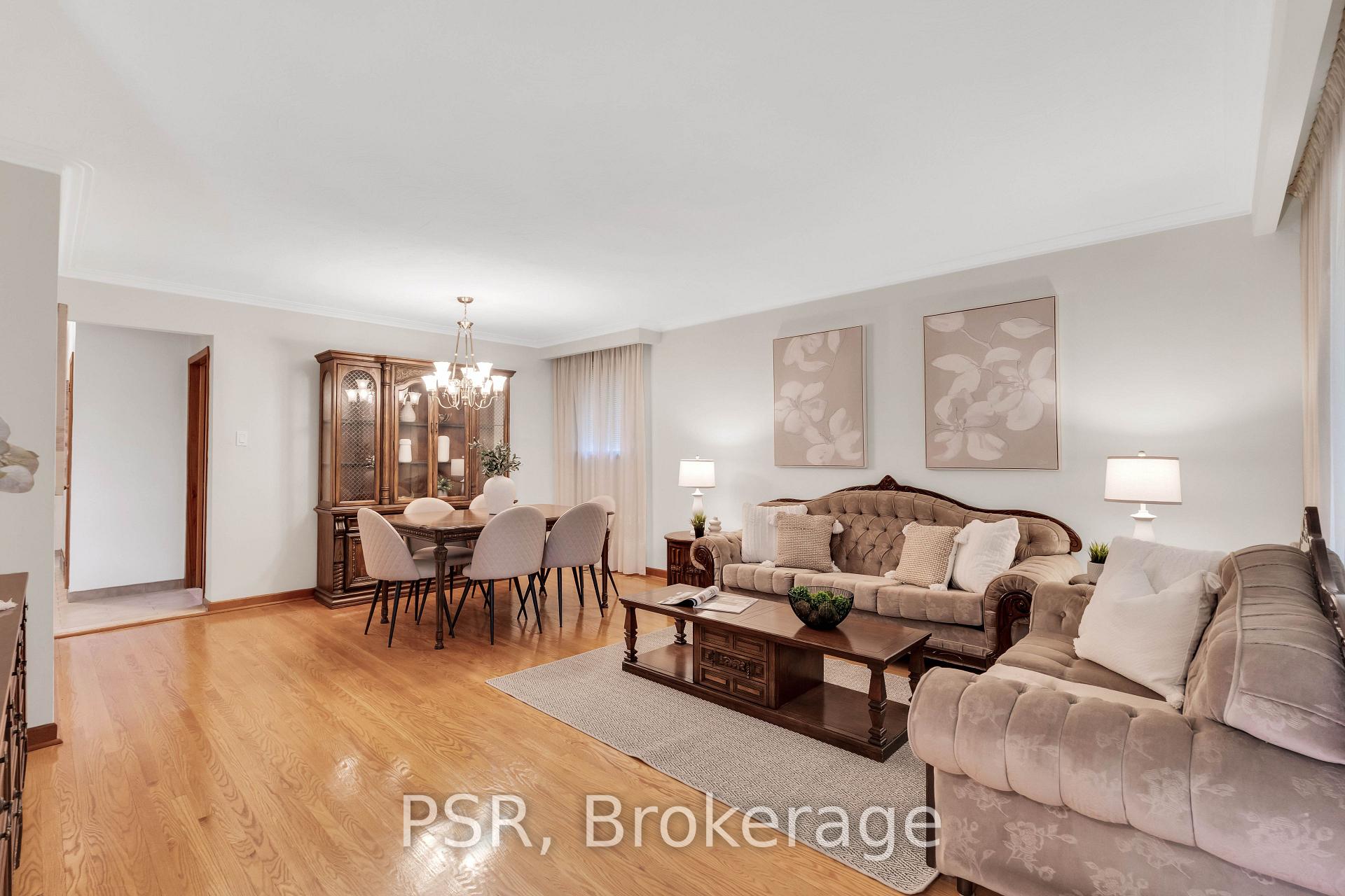 Photo 7 of 4 Gatesgill Crescent, North York, Downsview-Roding-CFB — HOMEH