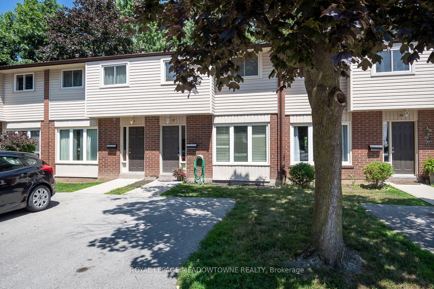 Photo 1 of Unit 37, 2 Weiden Street, St. Catharines, Bunting/Linwell — HOMEH