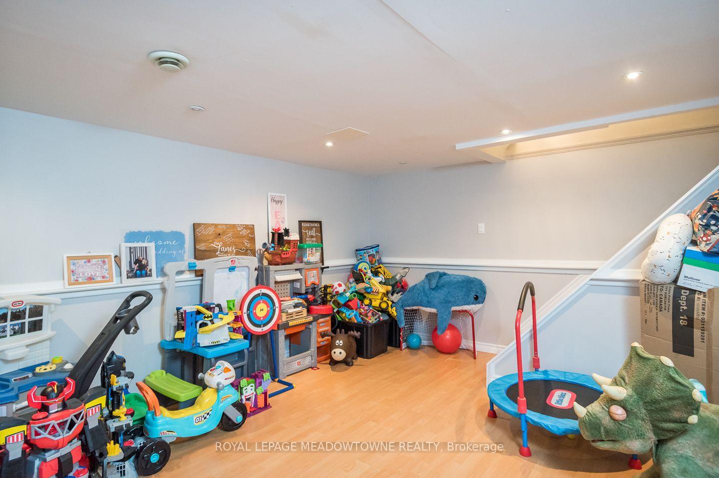 Photo 33 of Unit 37, 2 Weiden Street, St. Catharines, Bunting/Linwell — HOMEH