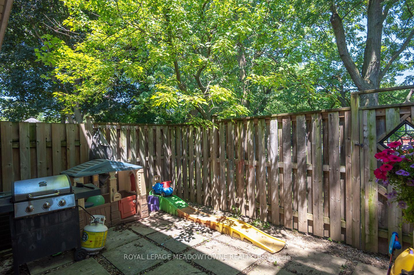 Photo 37 of Unit 37, 2 Weiden Street, St. Catharines, Bunting/Linwell — HOMEH