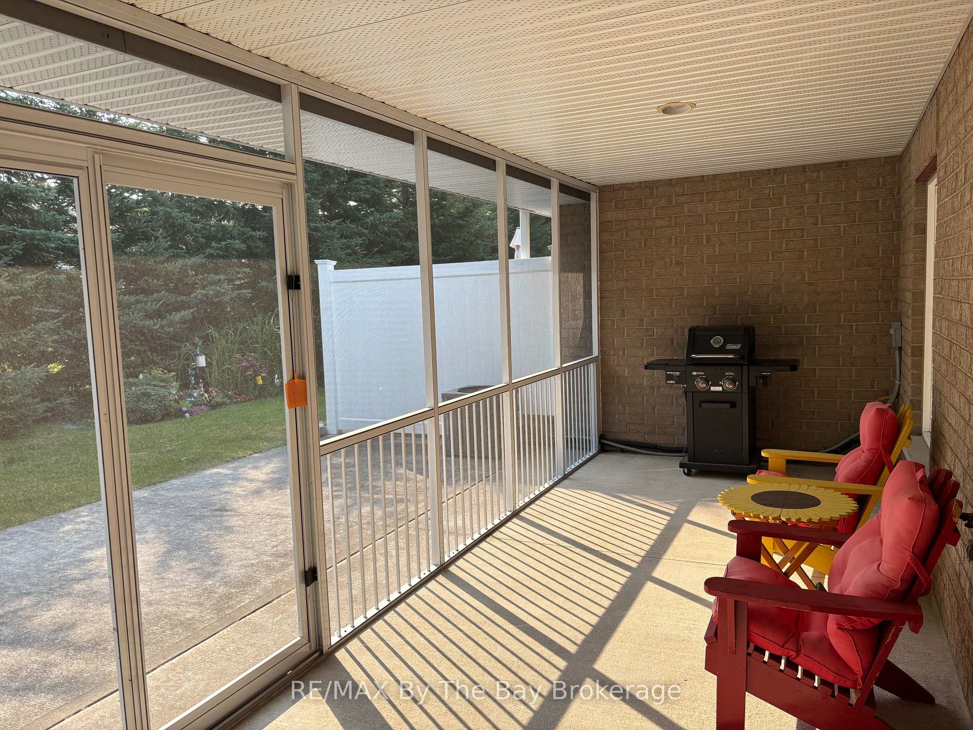 Photo 2 of 65 Meadow Lane, Wasaga Beach — HOMEH