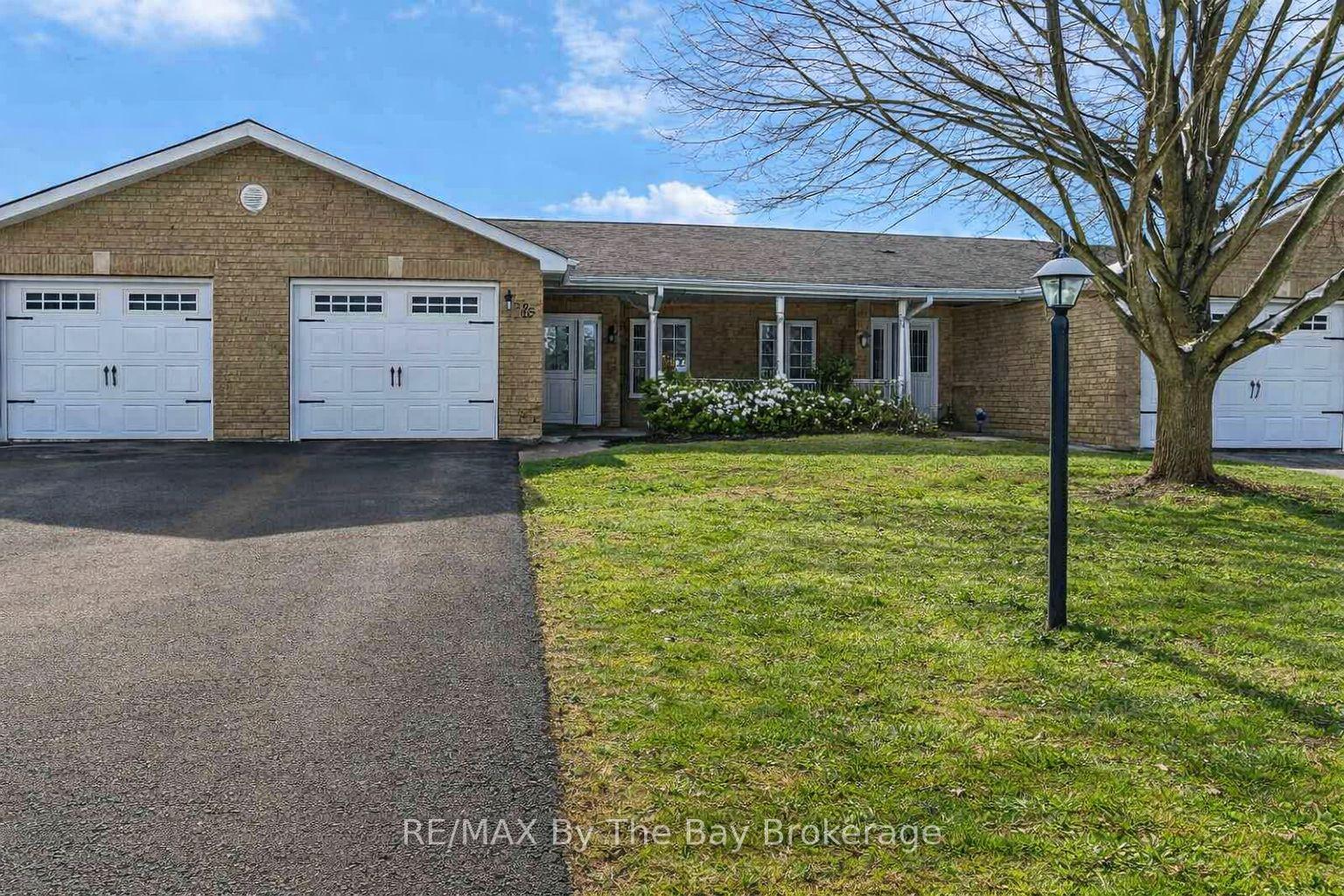 Photo 4 of 65 Meadow Lane, Wasaga Beach — HOMEH