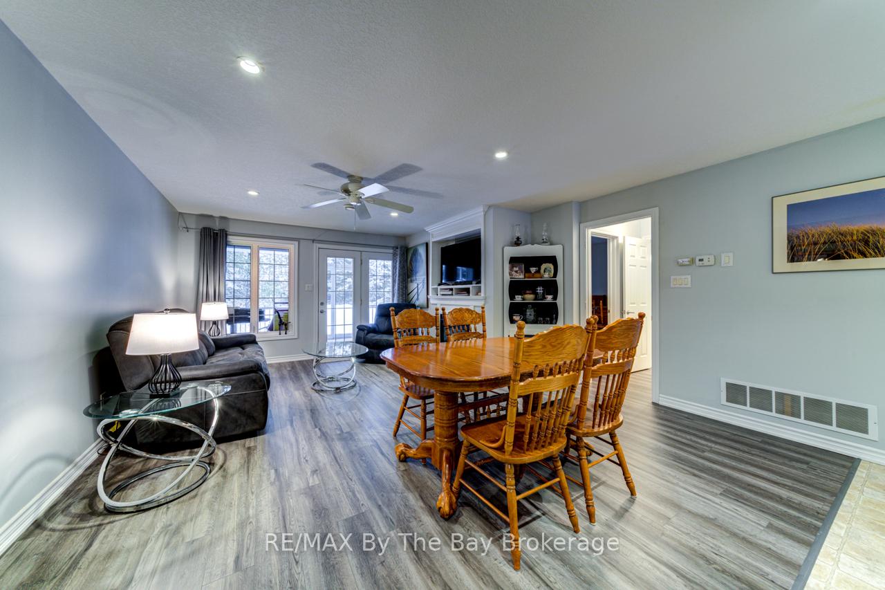 Photo 15 of 65 Meadow Lane, Wasaga Beach — HOMEH