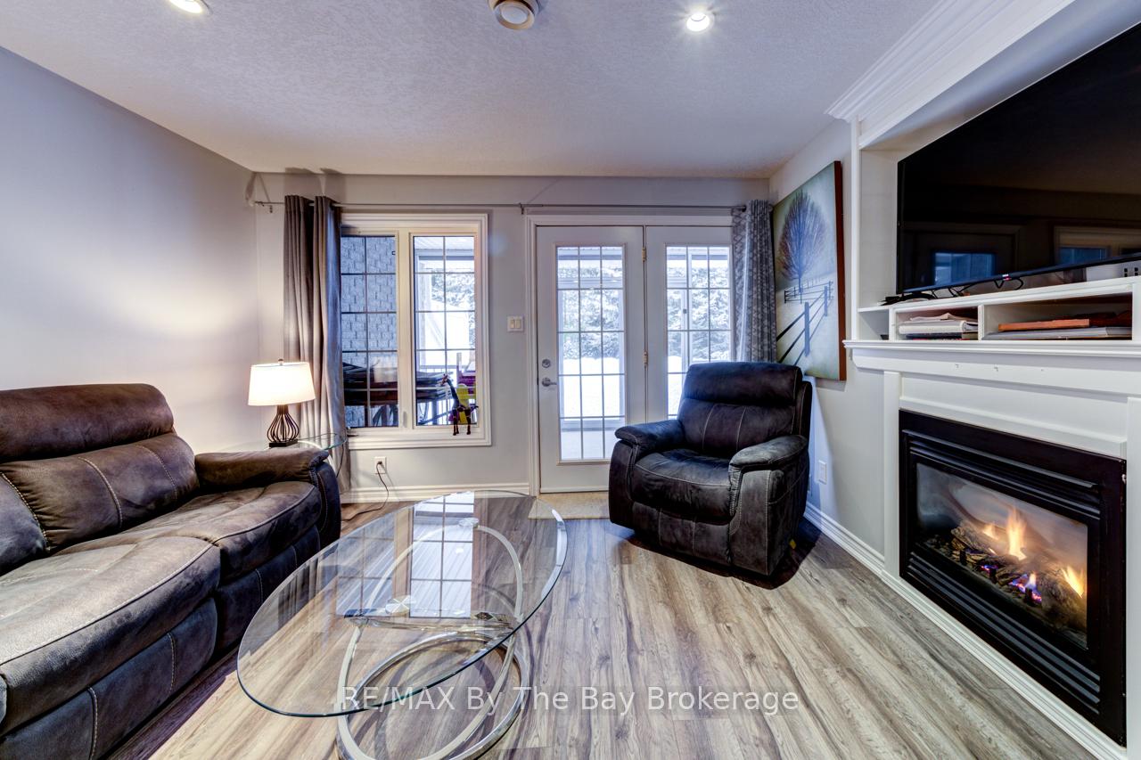 Photo 21 of 65 Meadow Lane, Wasaga Beach — HOMEH