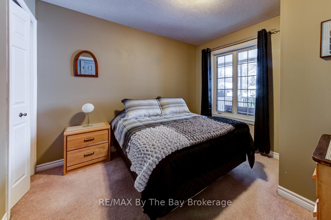 Photo 24 of 65 Meadow Lane, Wasaga Beach — HOMEH