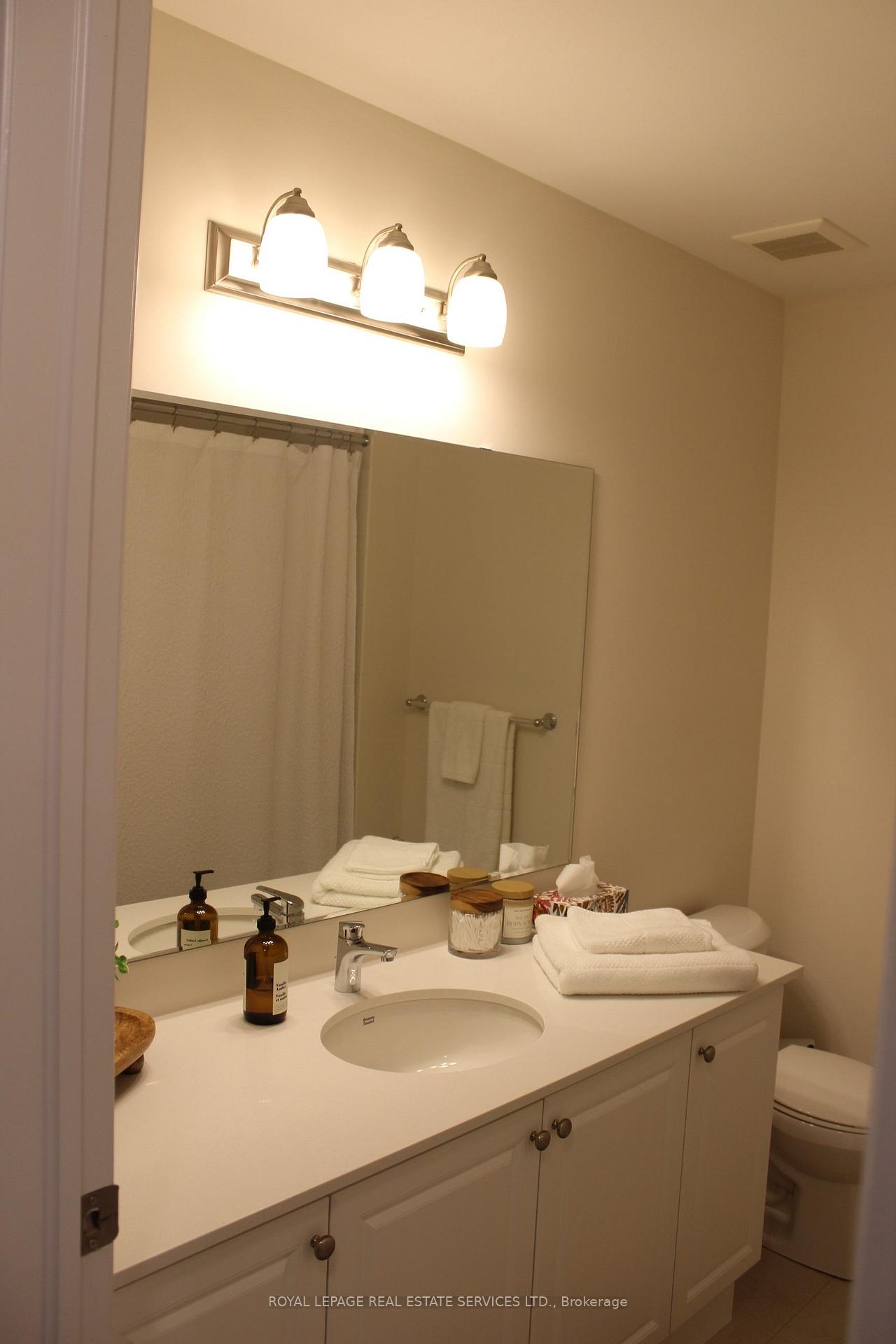 Photo 18 of 17 Conboy Drive, Erin — HOMEH