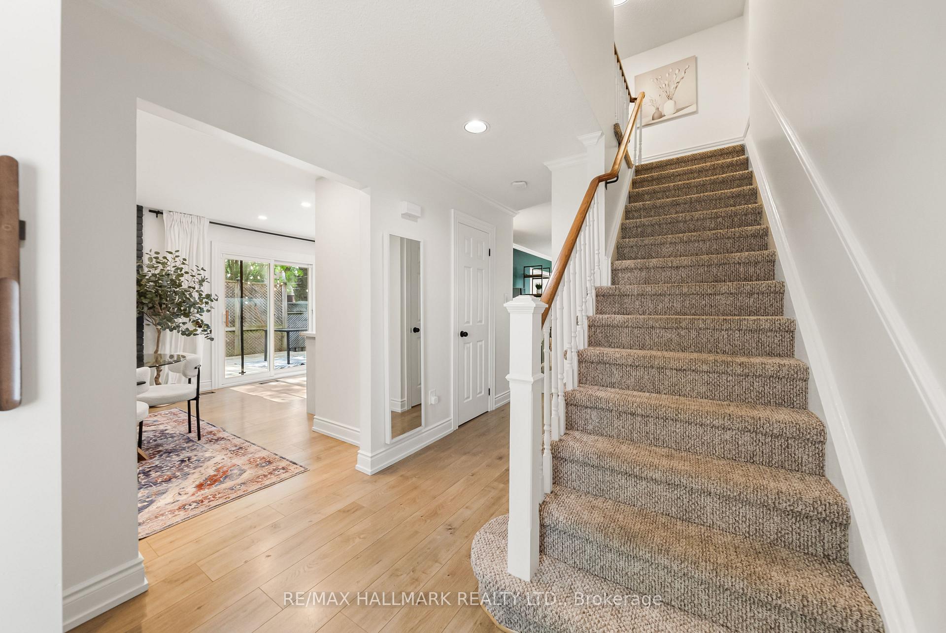Photo 21 of 71 Bishop Crescent, Markham, Markham Village — HOMEH