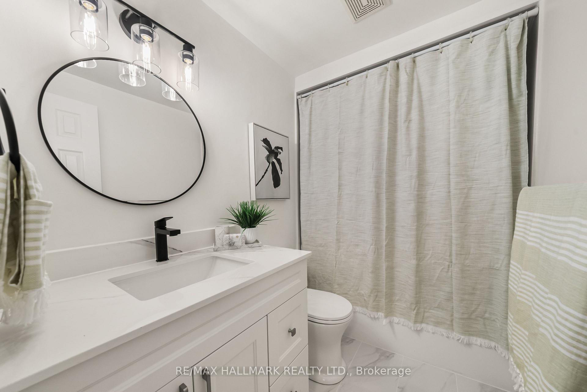 Photo 27 of 71 Bishop Crescent, Markham, Markham Village — HOMEH