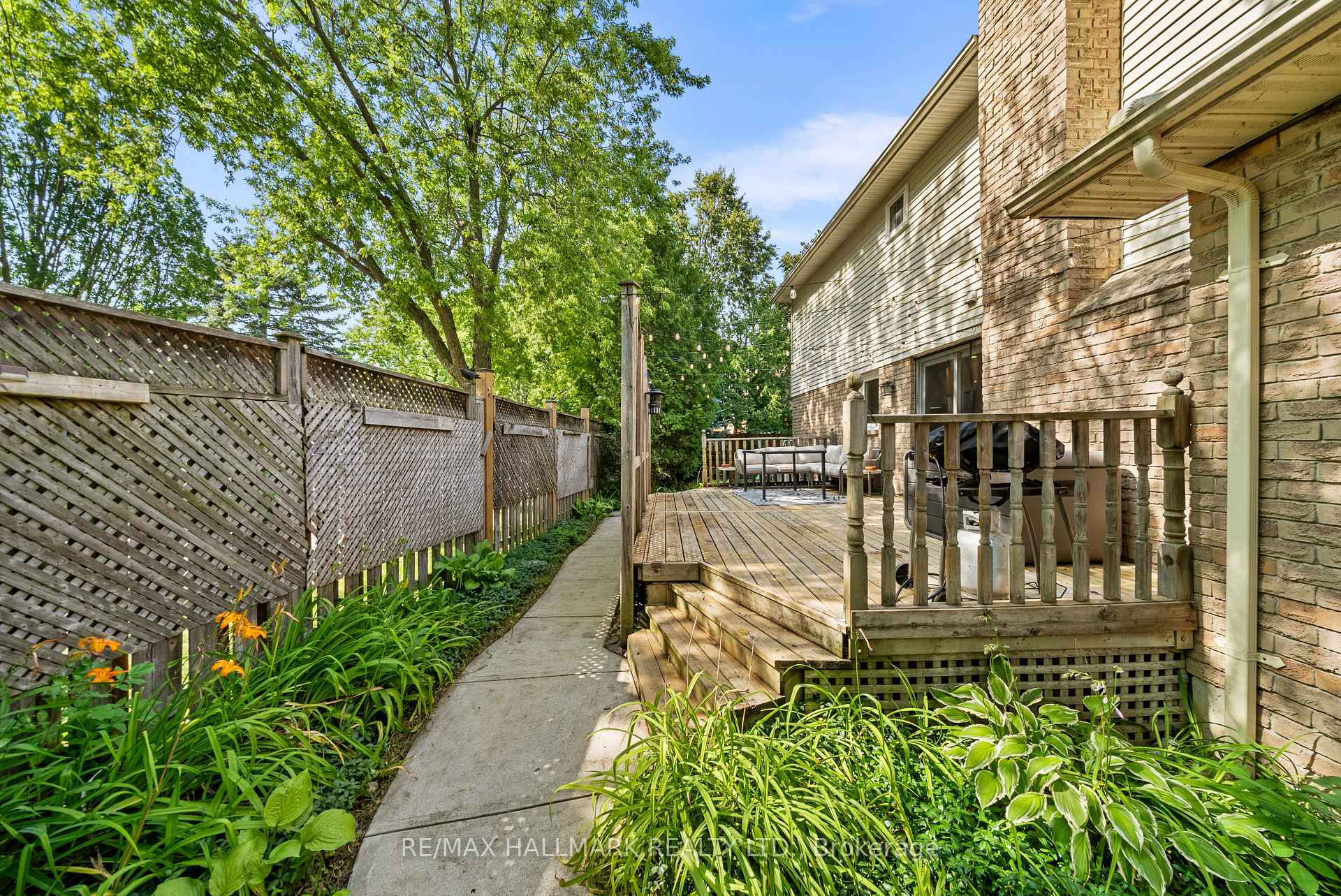 Photo 44 of 71 Bishop Crescent, Markham, Markham Village — HOMEH