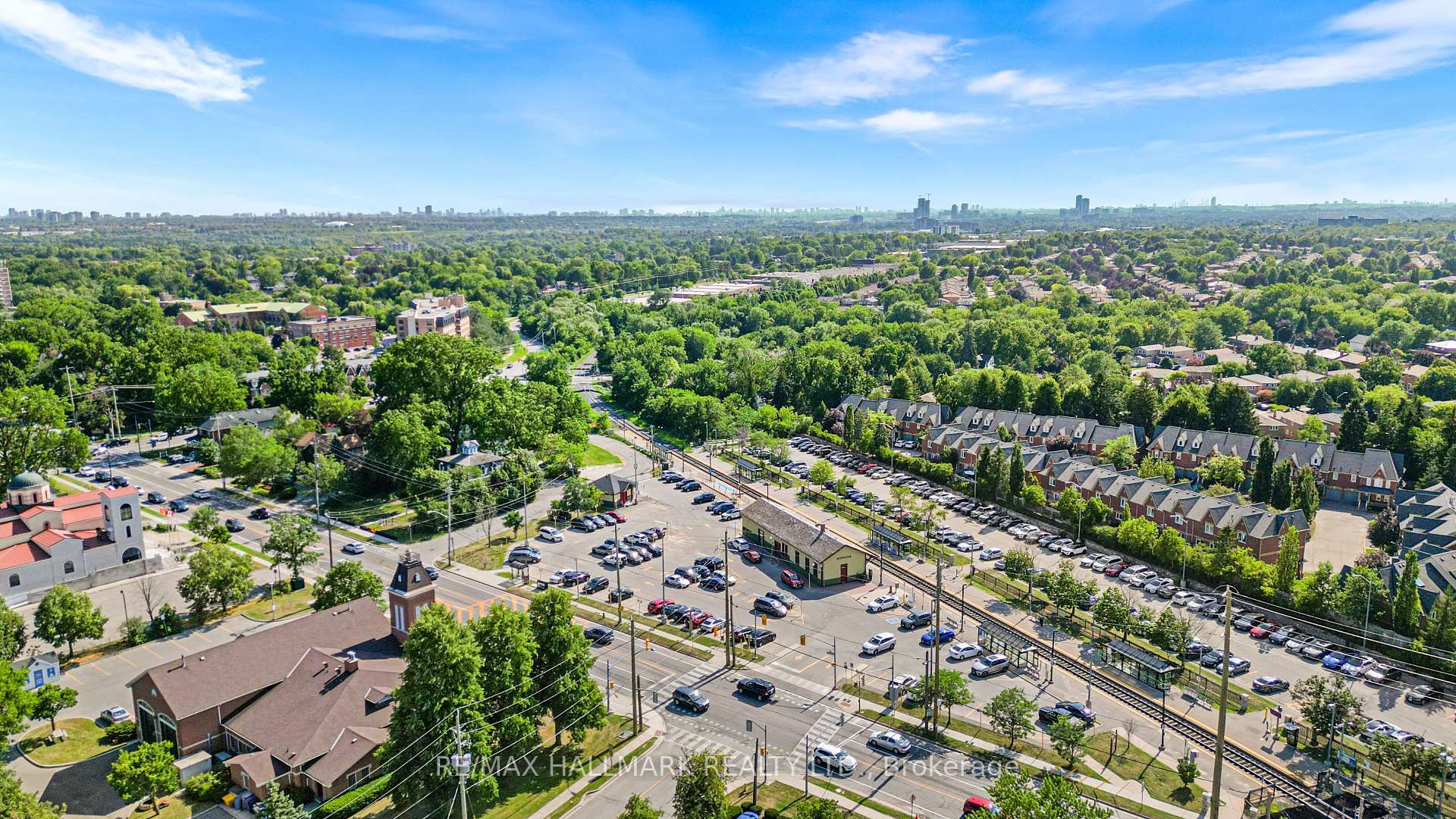 Photo 48 of 71 Bishop Crescent, Markham, Markham Village — HOMEH
