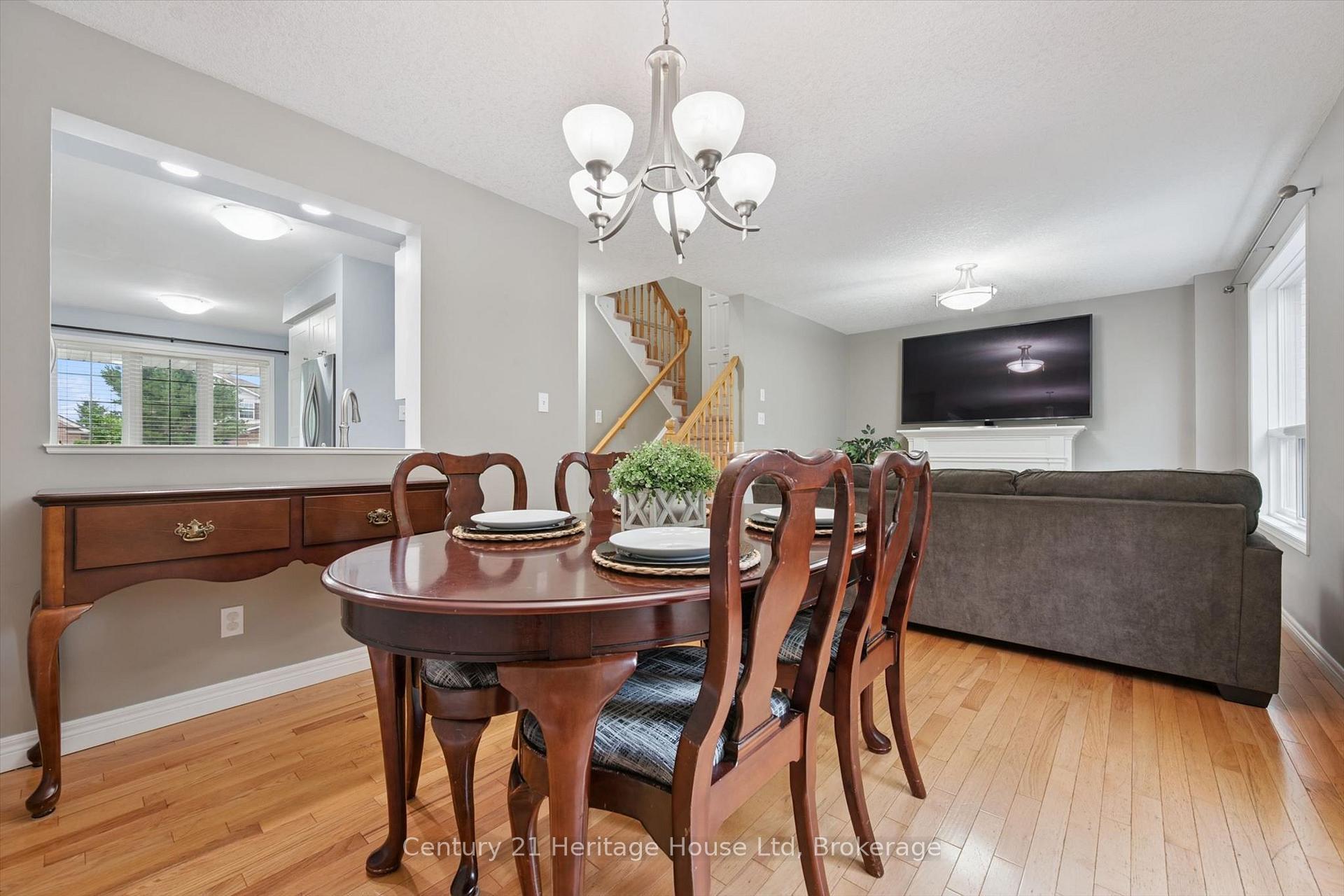 Photo 21 of 94 Milson Crescent, Guelph, Kortright Hills — HOMEH