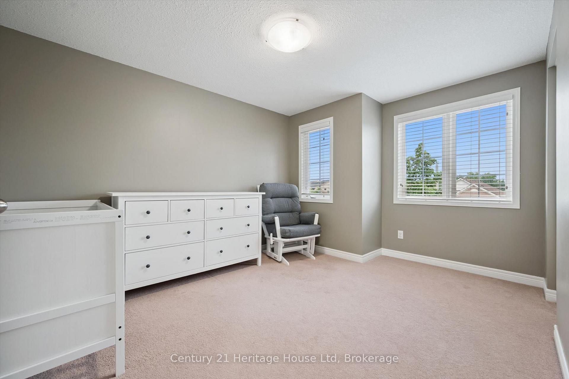 Photo 24 of 94 Milson Crescent, Guelph, Kortright Hills — HOMEH