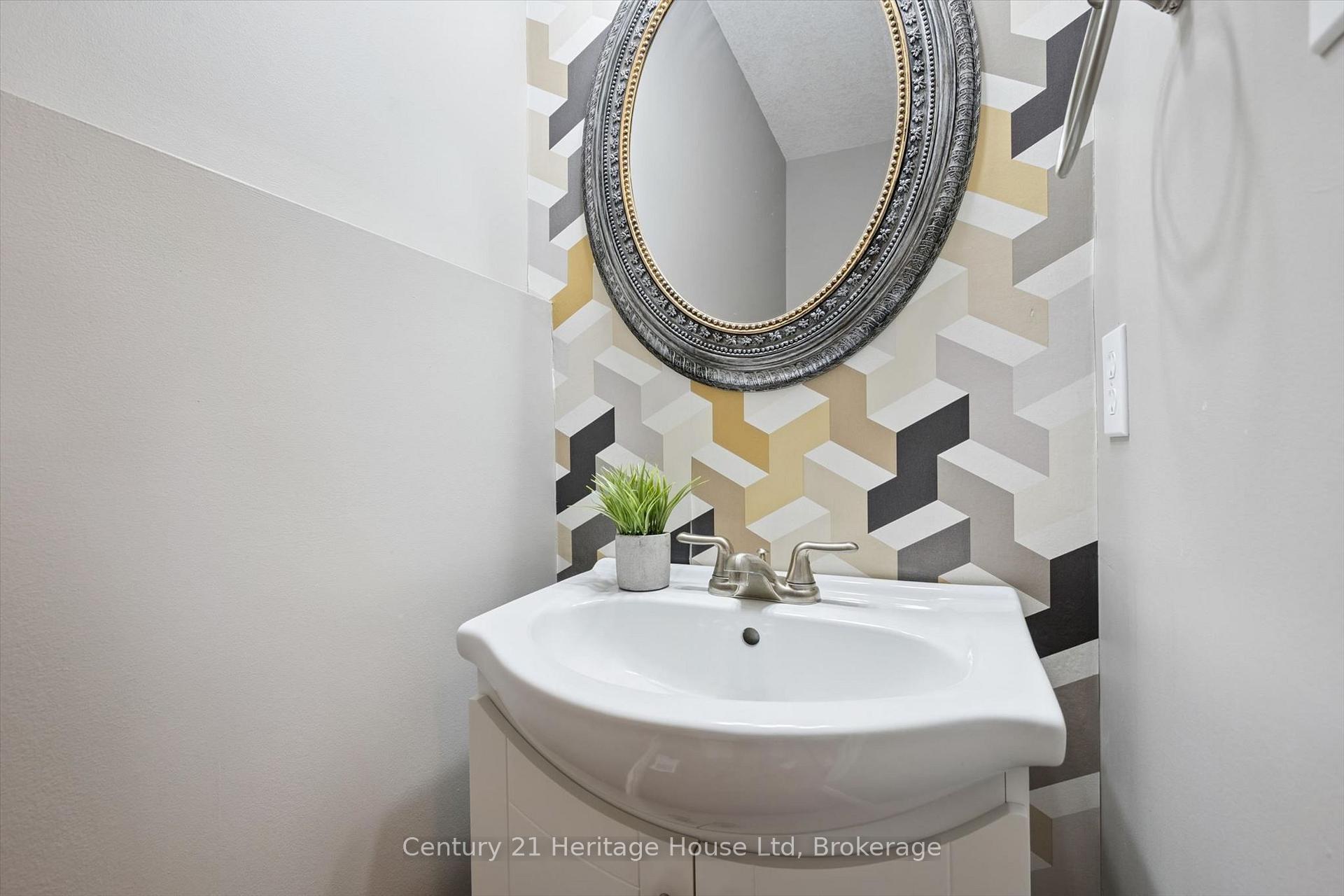 Photo 30 of 94 Milson Crescent, Guelph, Kortright Hills — HOMEH