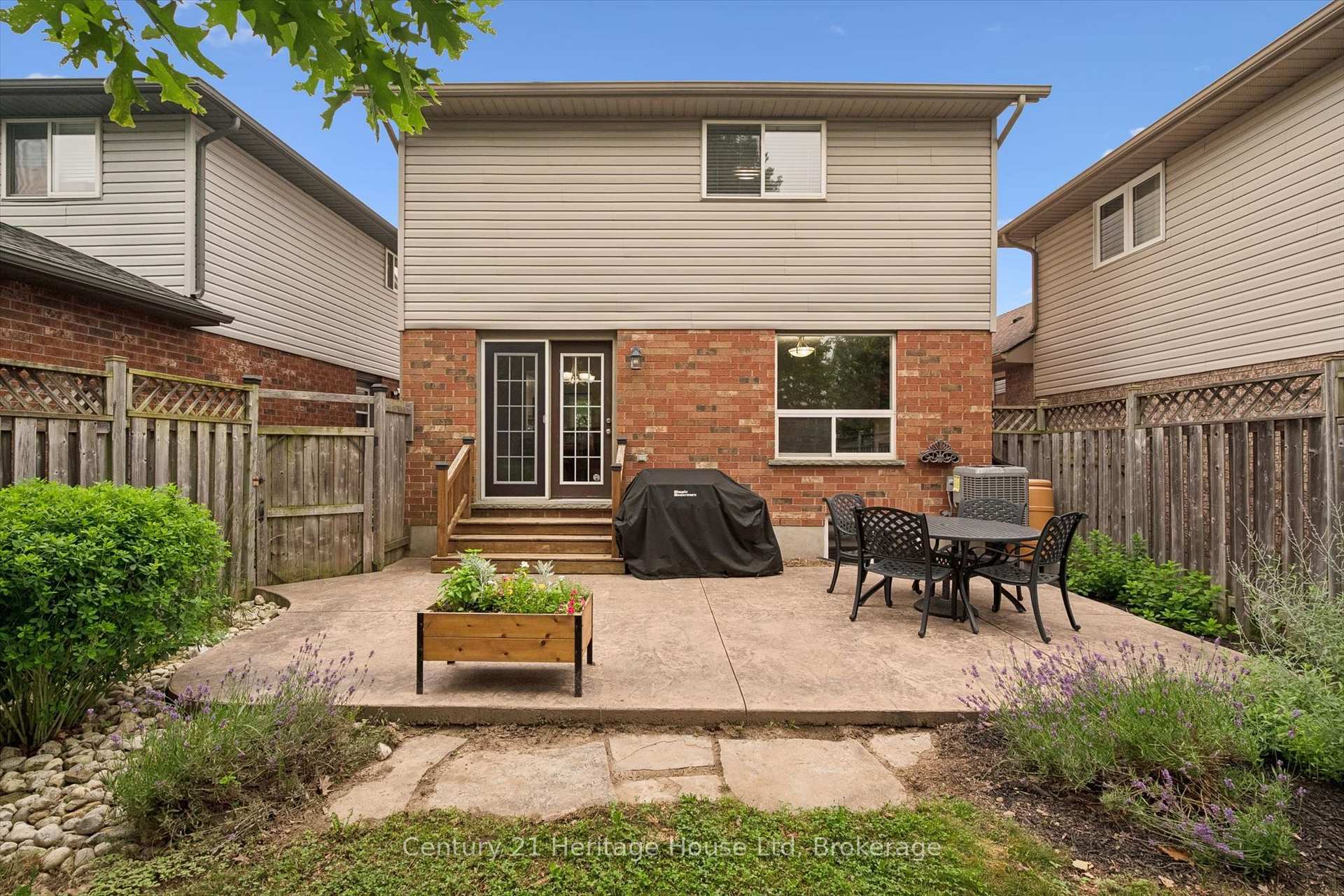 Photo 40 of 94 Milson Crescent, Guelph, Kortright Hills — HOMEH