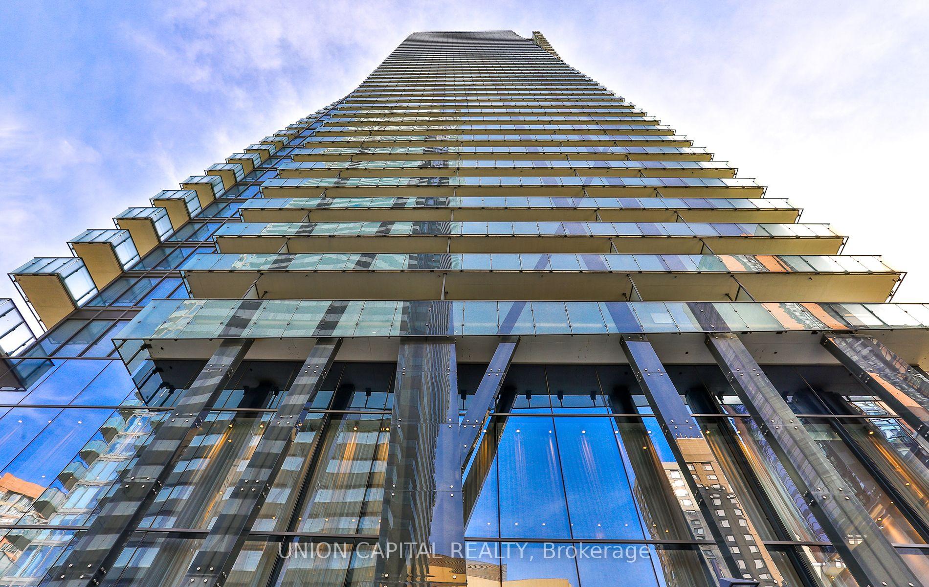 Front of Unit 1601, 65 St. Mary Street