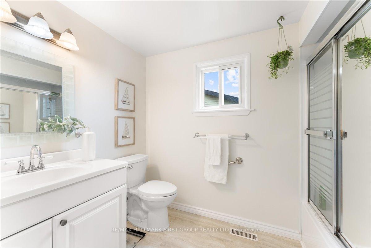 Photo 31 of 100 Martin Road, Clarington, Bowmanville — HOMEH