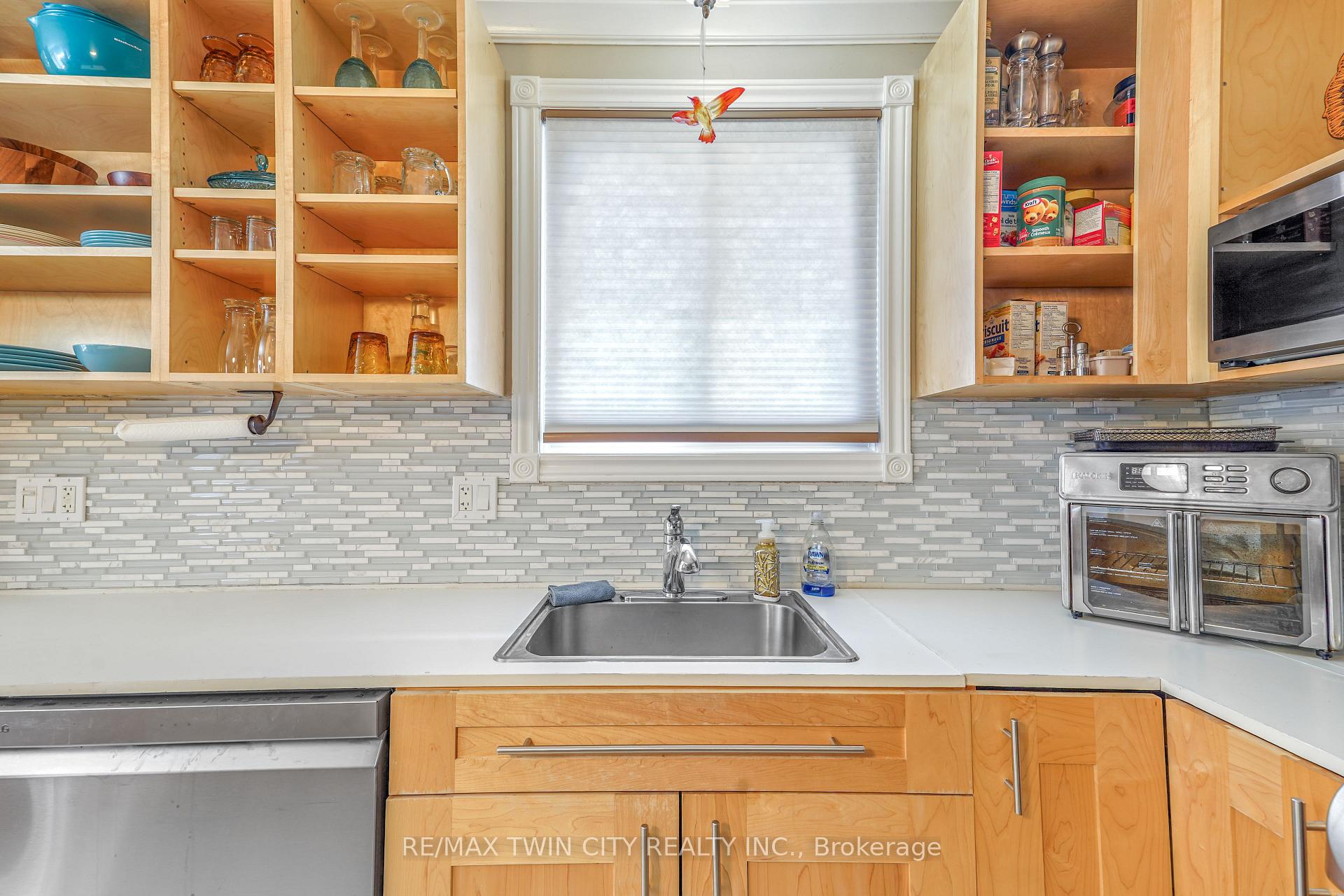 Photo 13 of 14 Thistledown Drive, Brantford, Myrtleville North — HOMEH