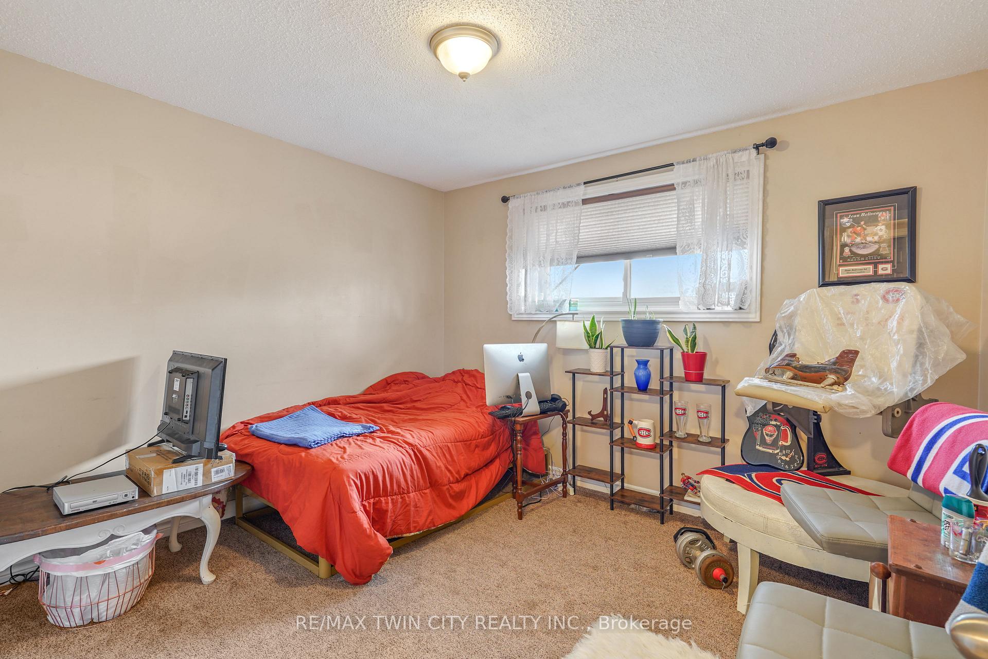 Photo 28 of 14 Thistledown Drive, Brantford, Myrtleville North — HOMEH