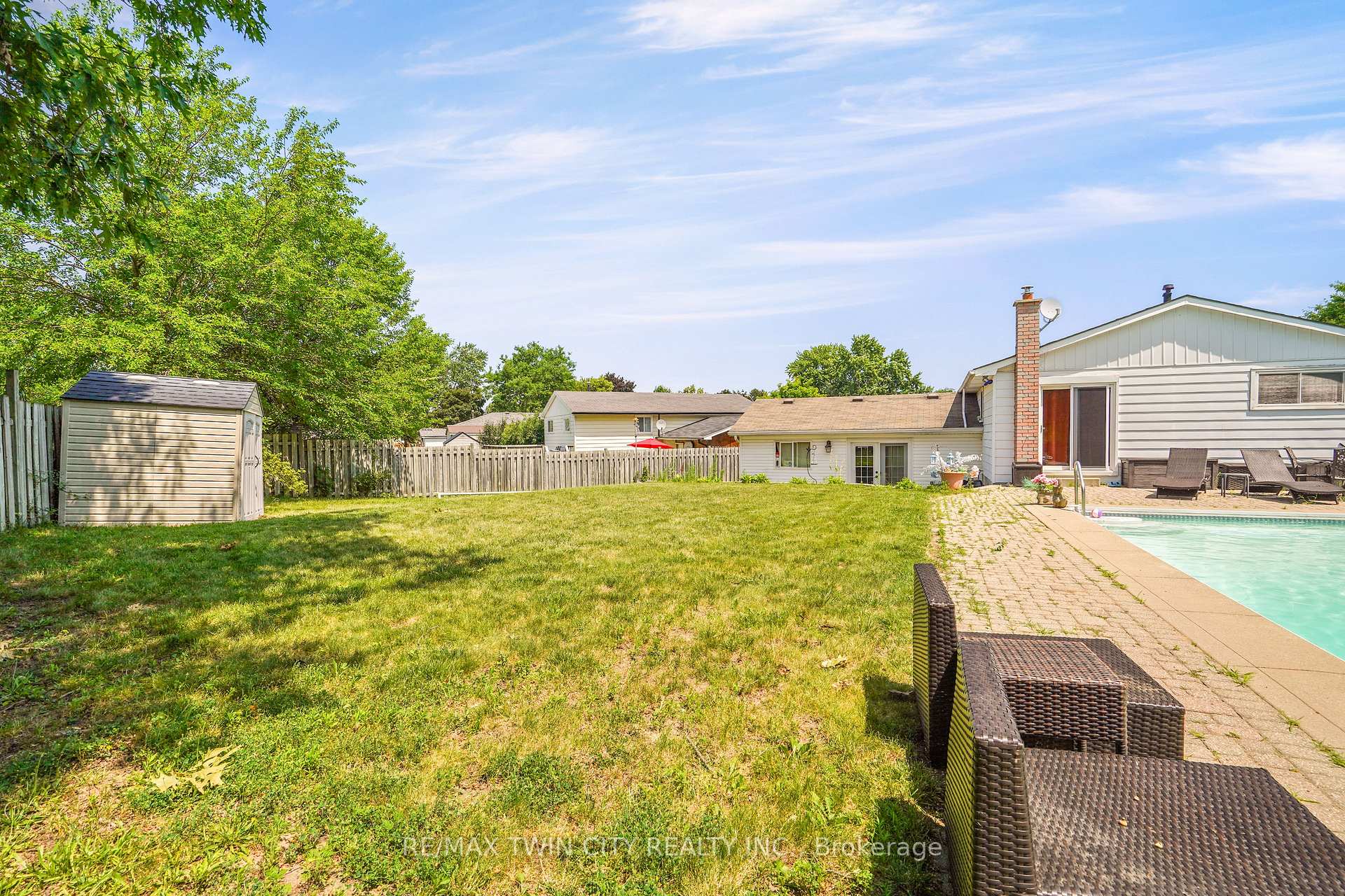 Photo 40 of 14 Thistledown Drive, Brantford, Myrtleville North — HOMEH