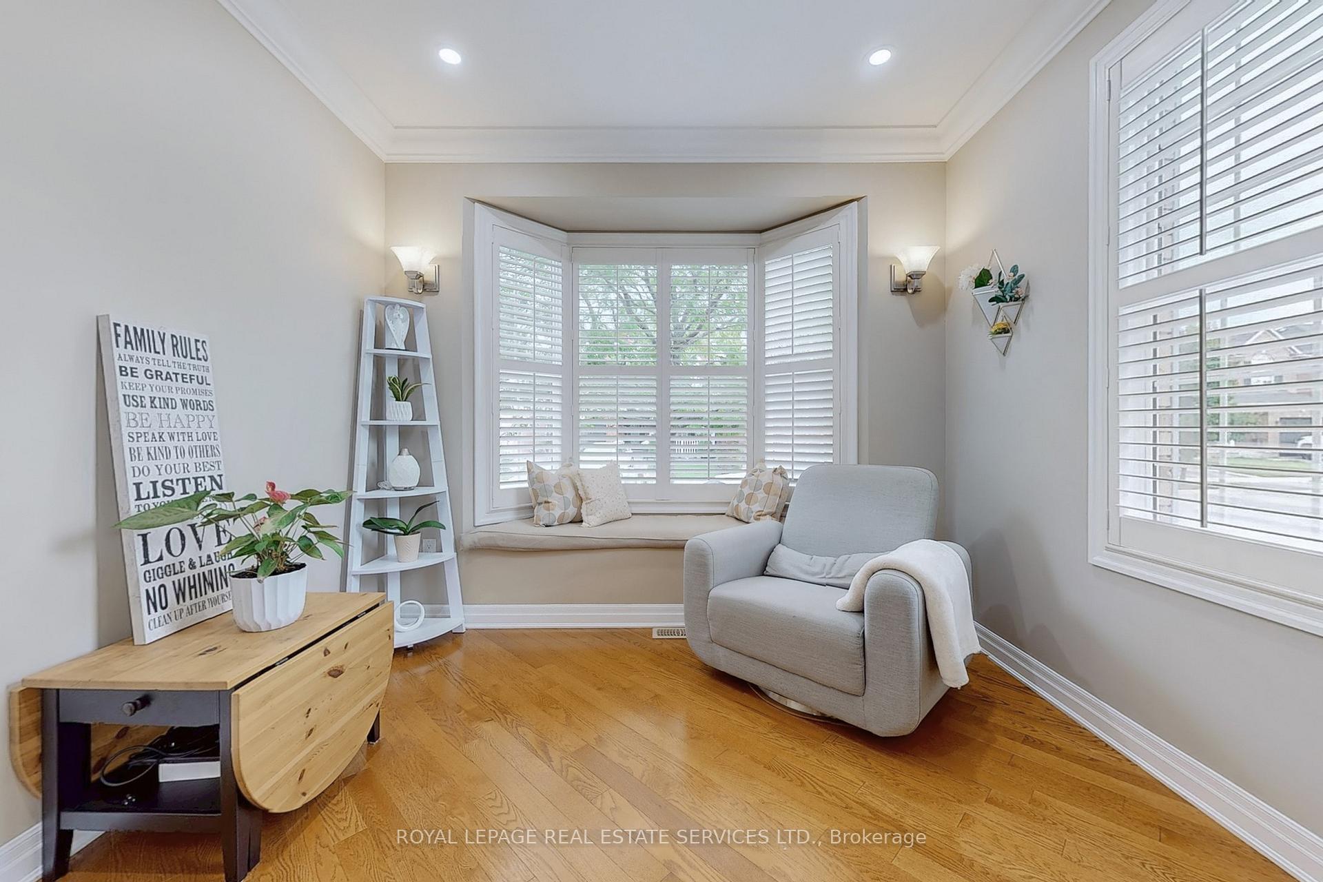 Photo 7 of 659 Hood Terrace, Milton, Coates — HOMEH